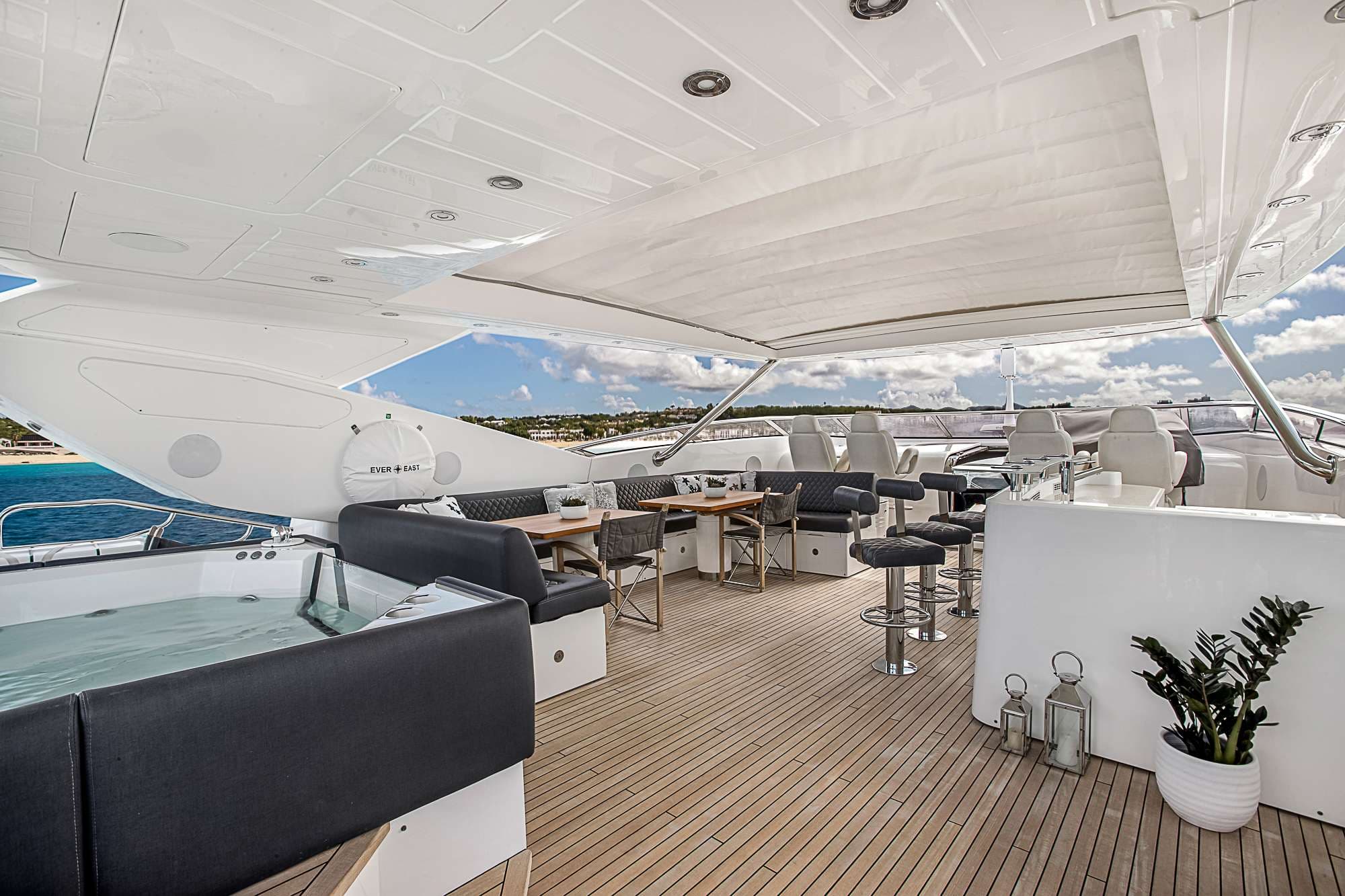 Sun deck