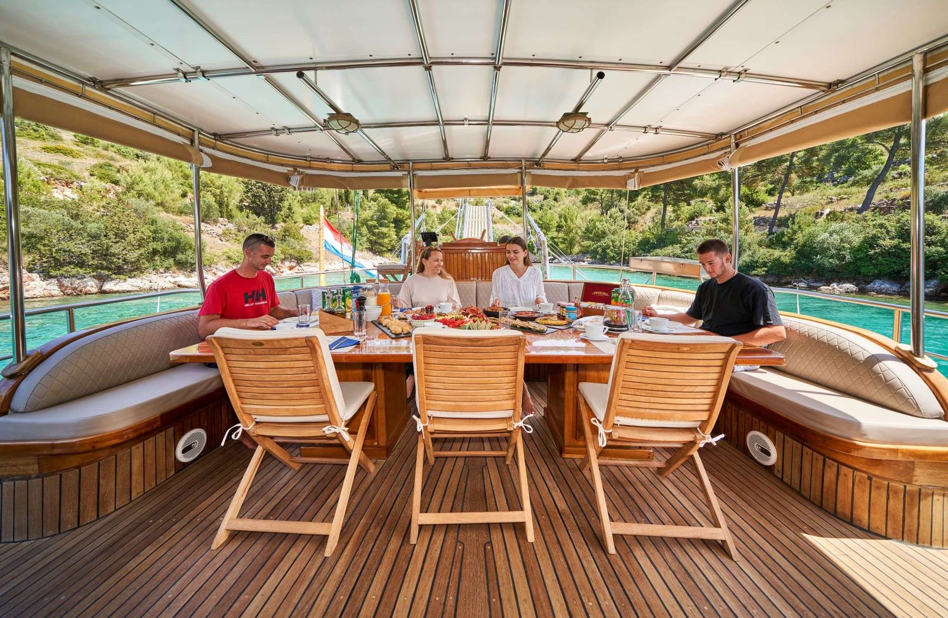 Libra - aft dining area