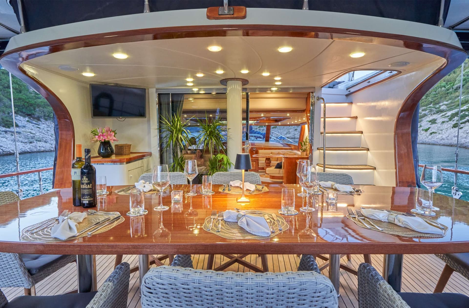 Main deck