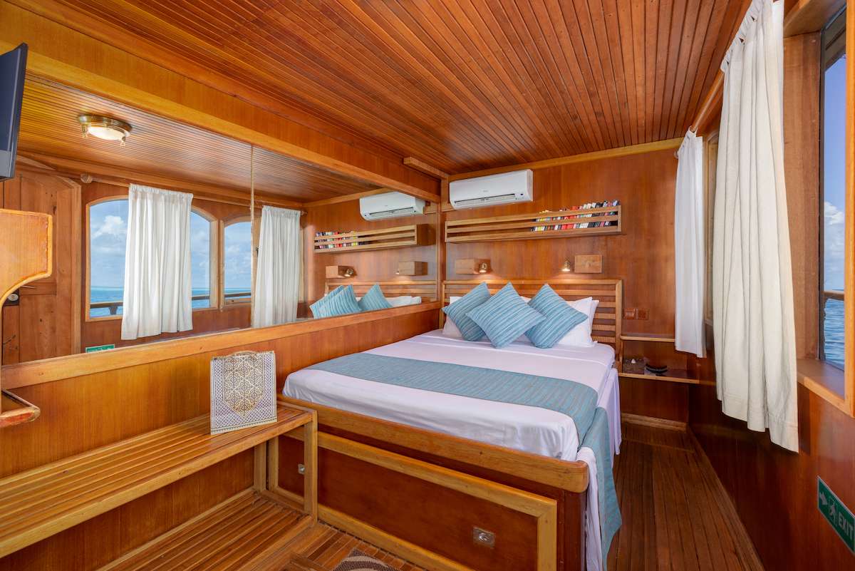 Double Cabin