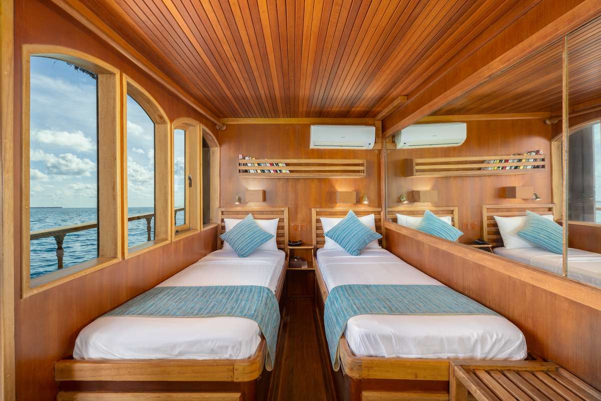 Twin Cabin