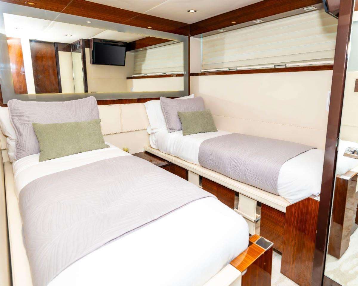 Twin (Singles) Stateroom (Does not Convert)