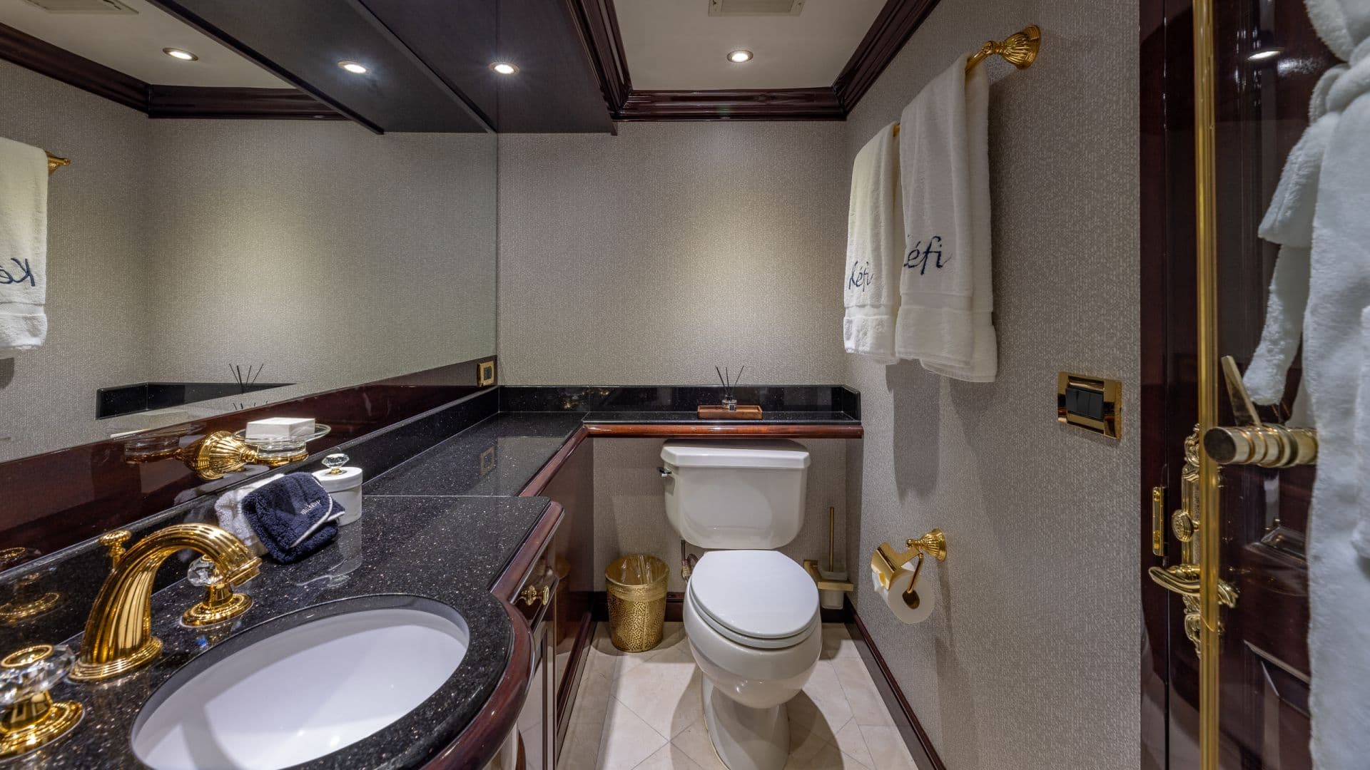Queen Ensuite #3