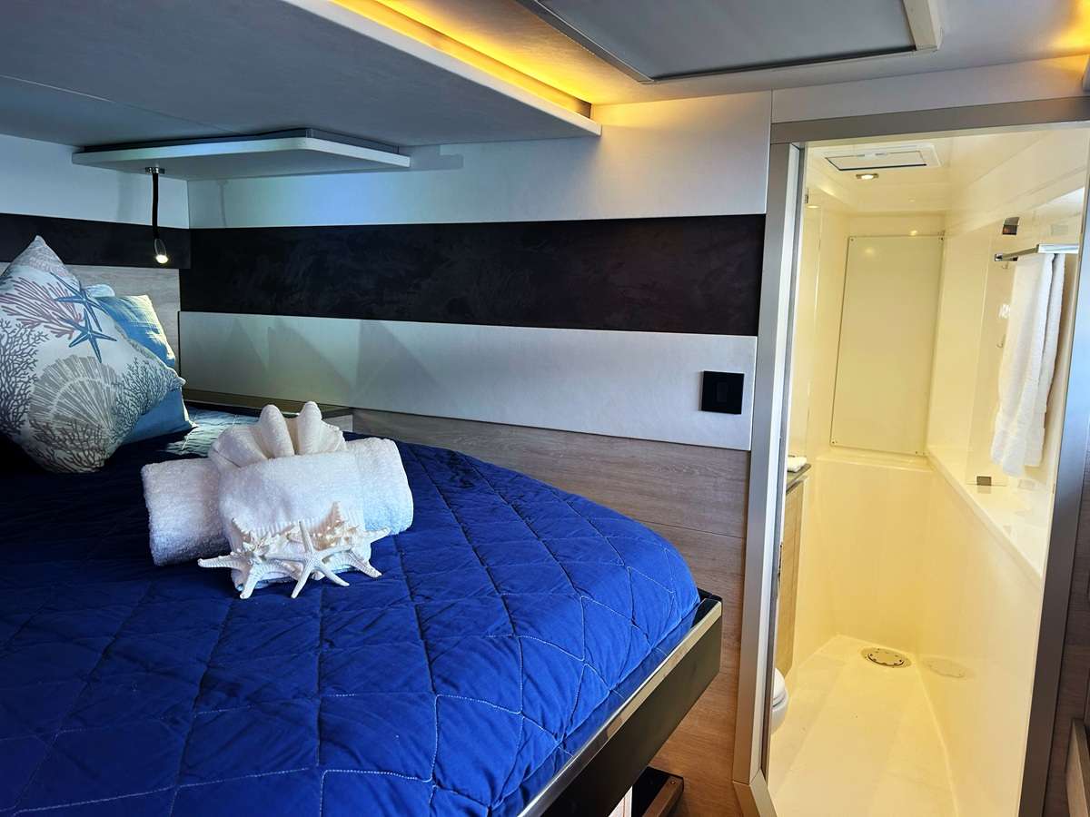 Primary cabin Ensuite