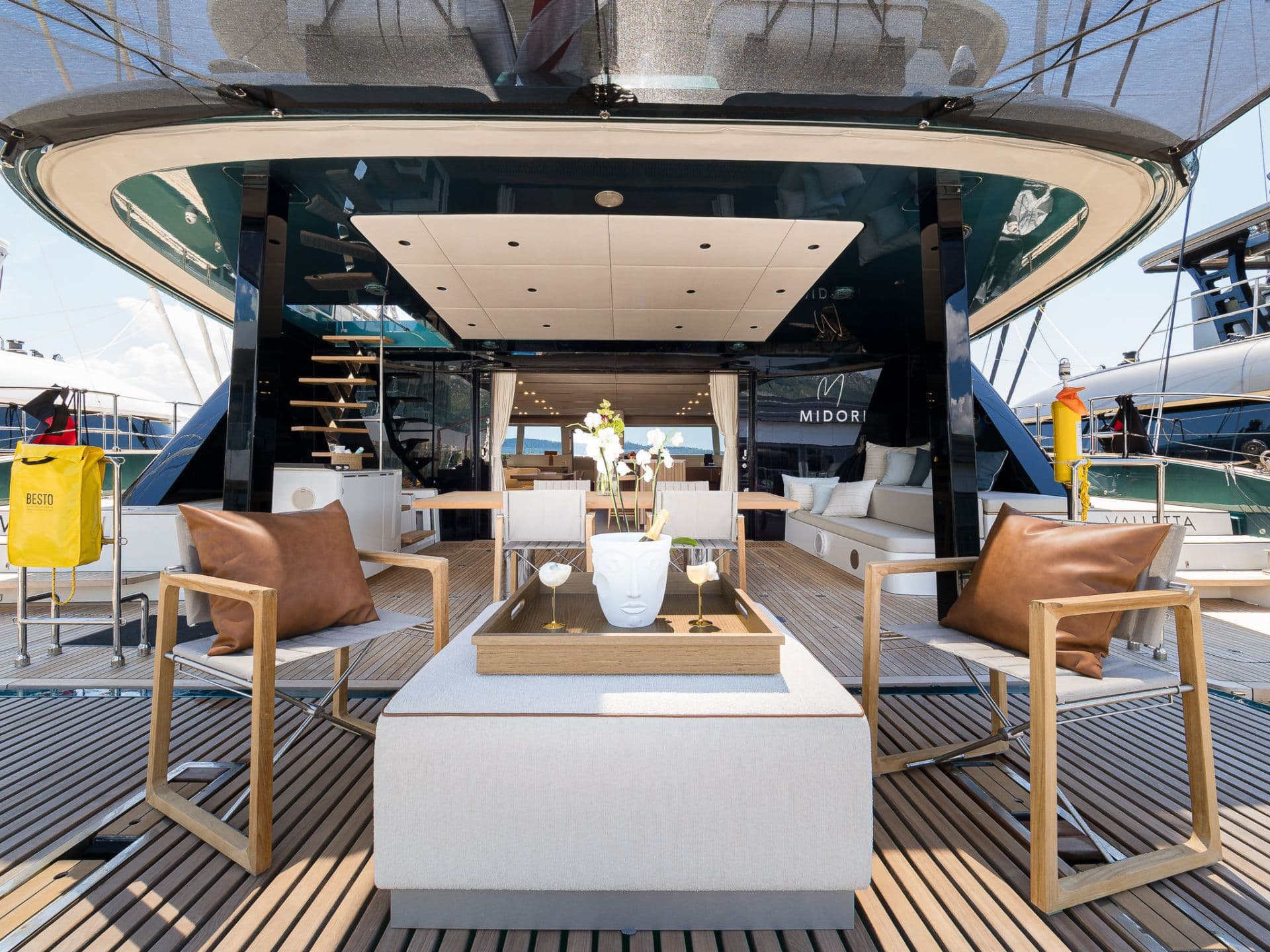 Cockpit and bathing platform