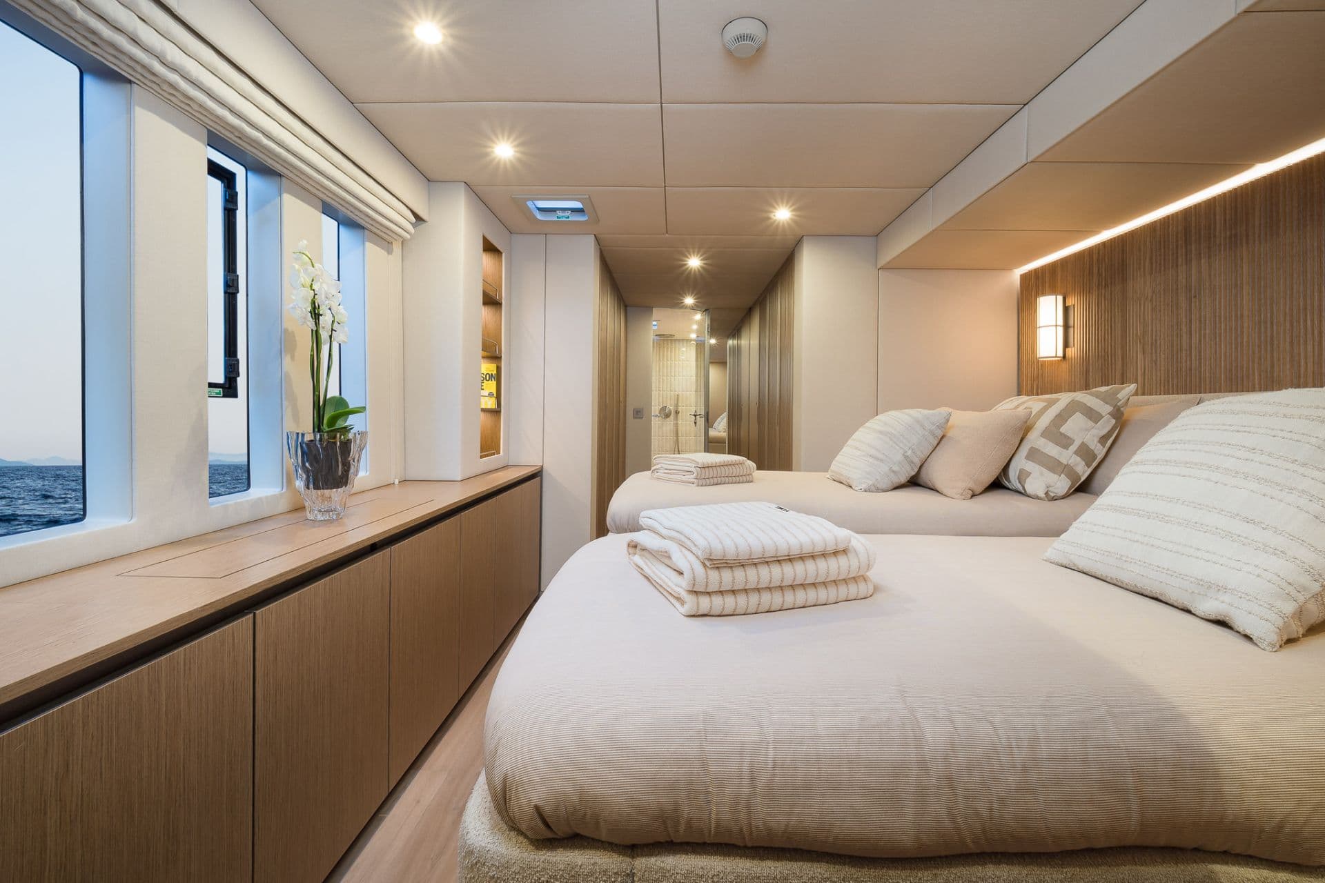 Guest cabin