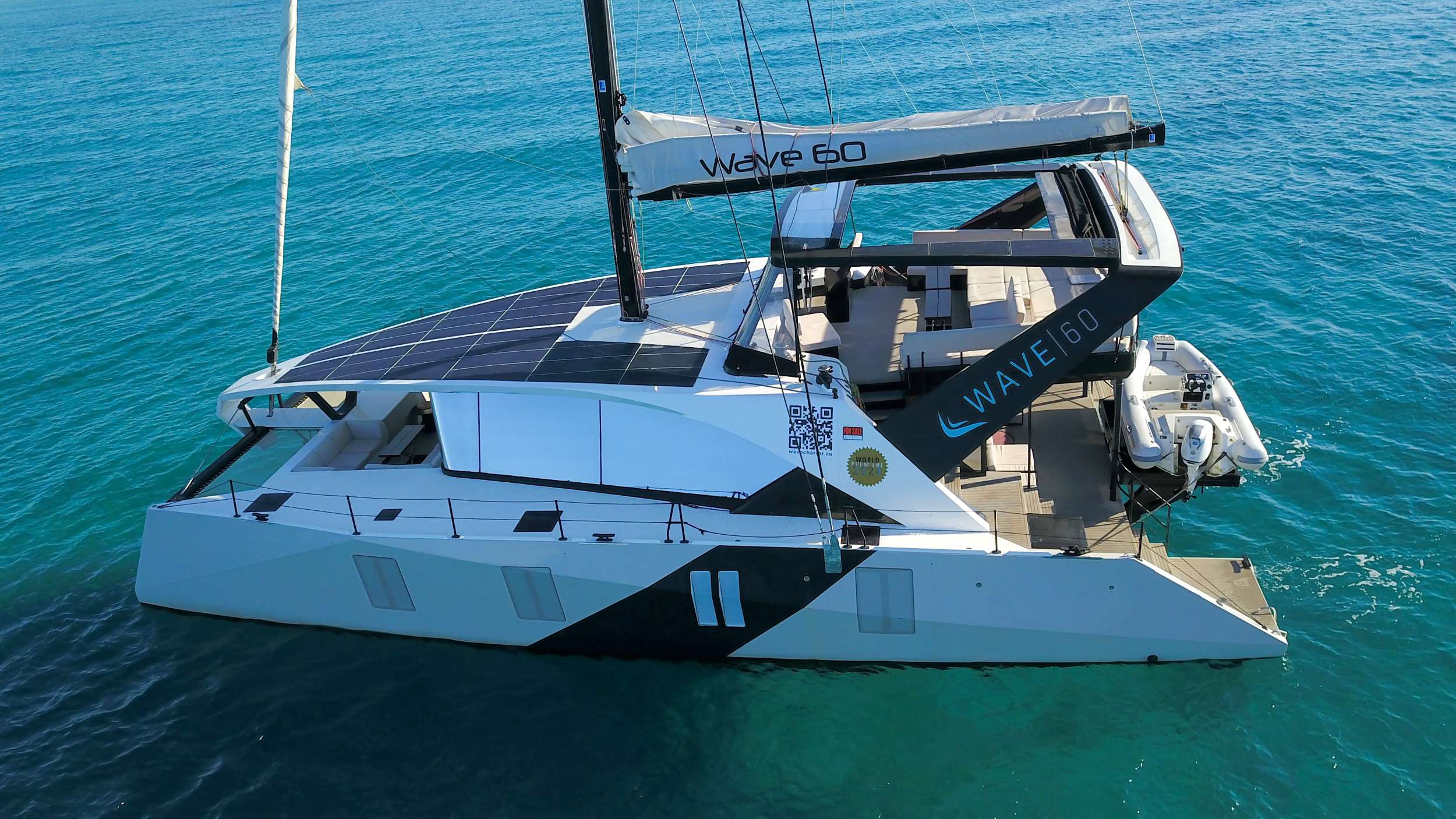 SUMMER – Wave Catamarans