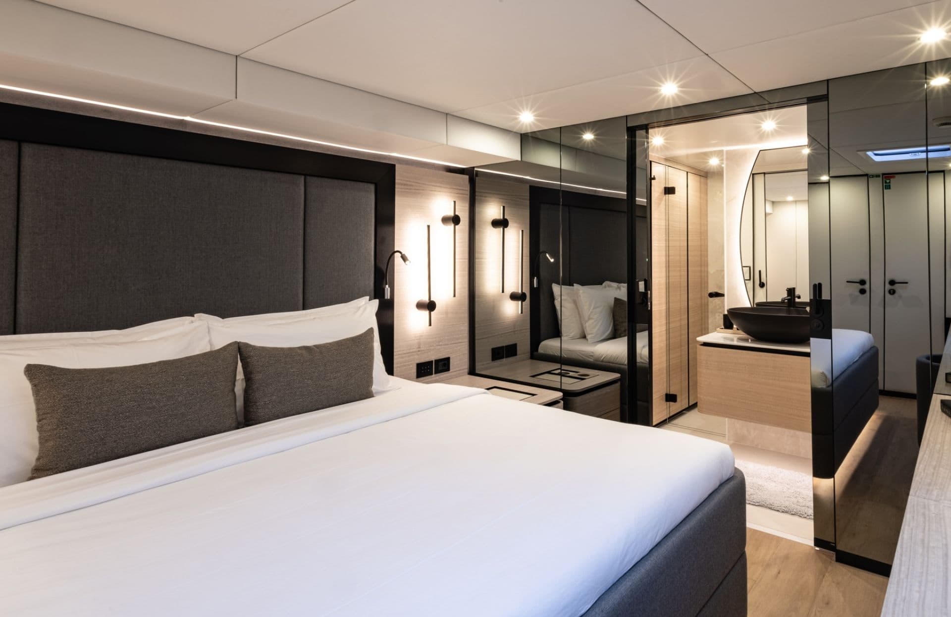 Guest Cabin