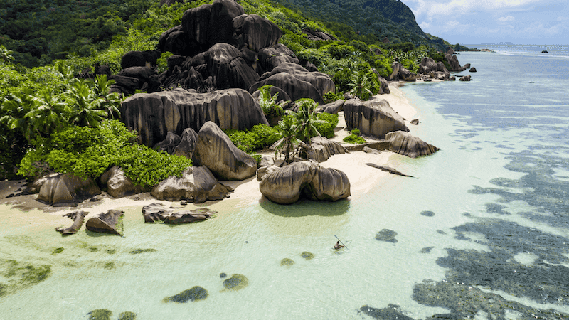 la digue white sand boulders on beach seychelles