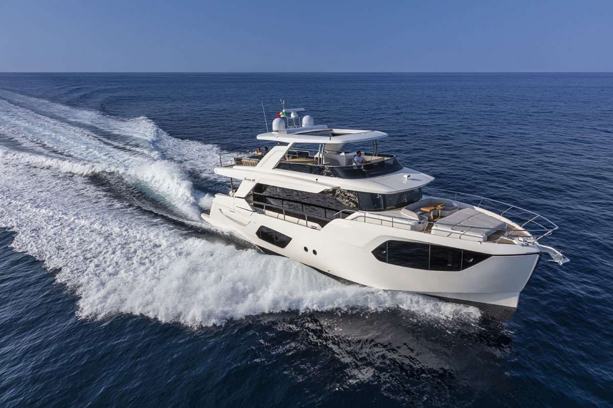 Motor Yacht Spain