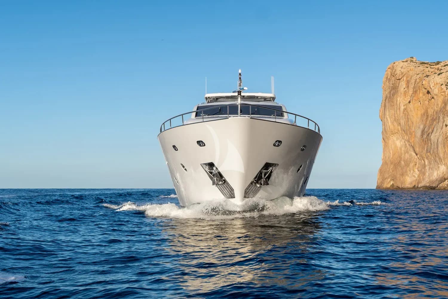 ARION – Exterior