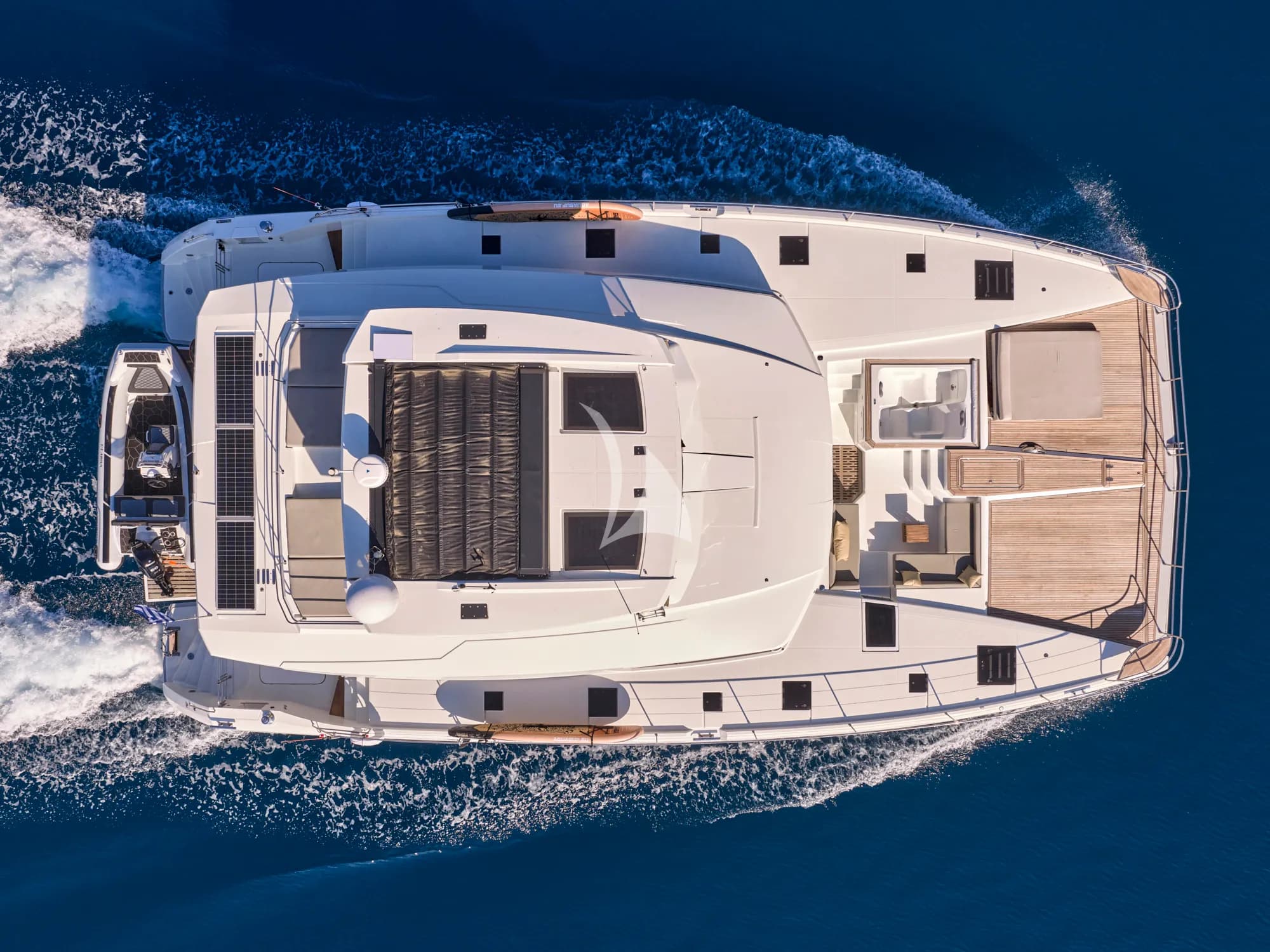 ARIVA – Exterior
