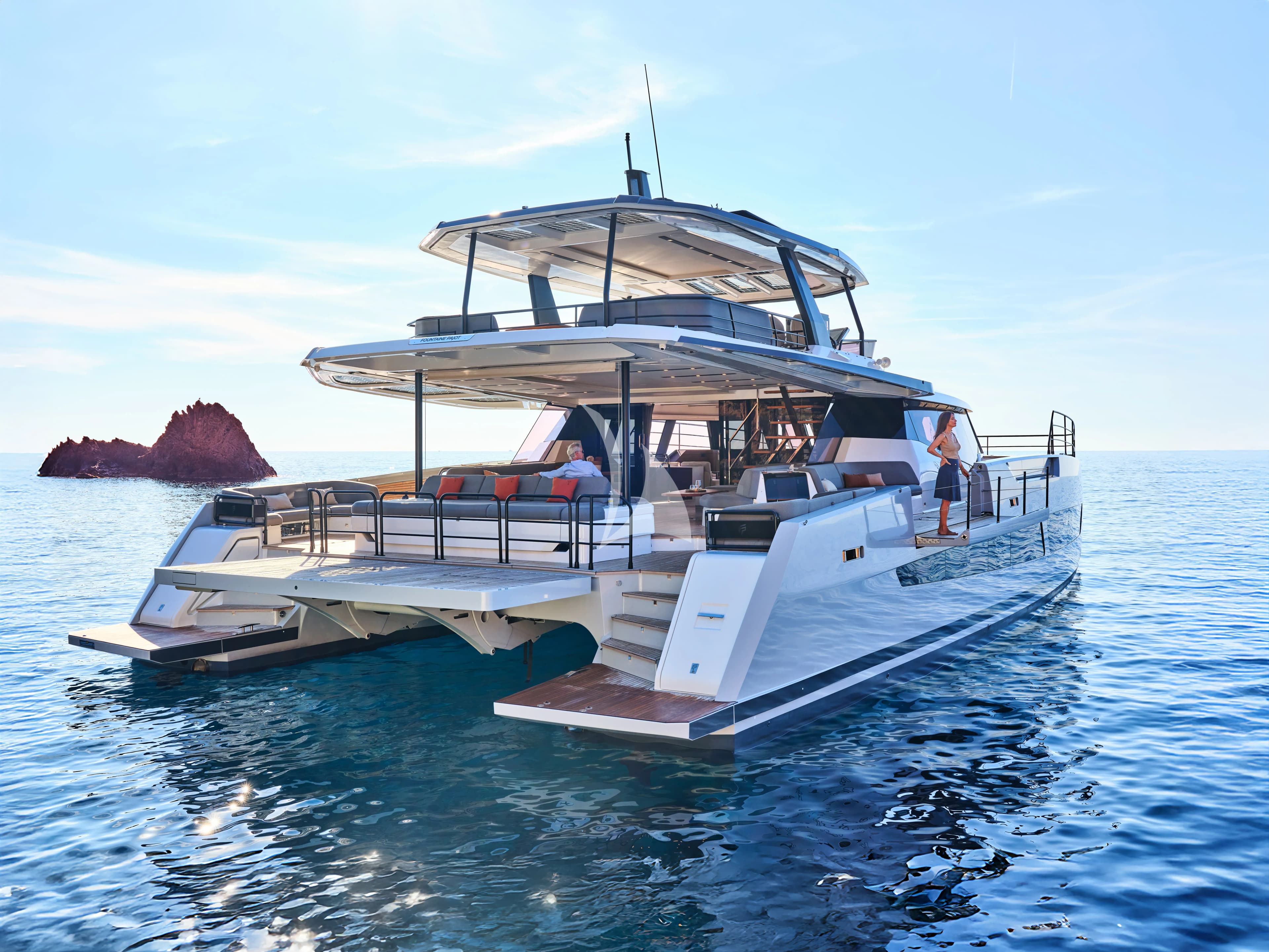 CHRISTAL MIO 80 – Exterior