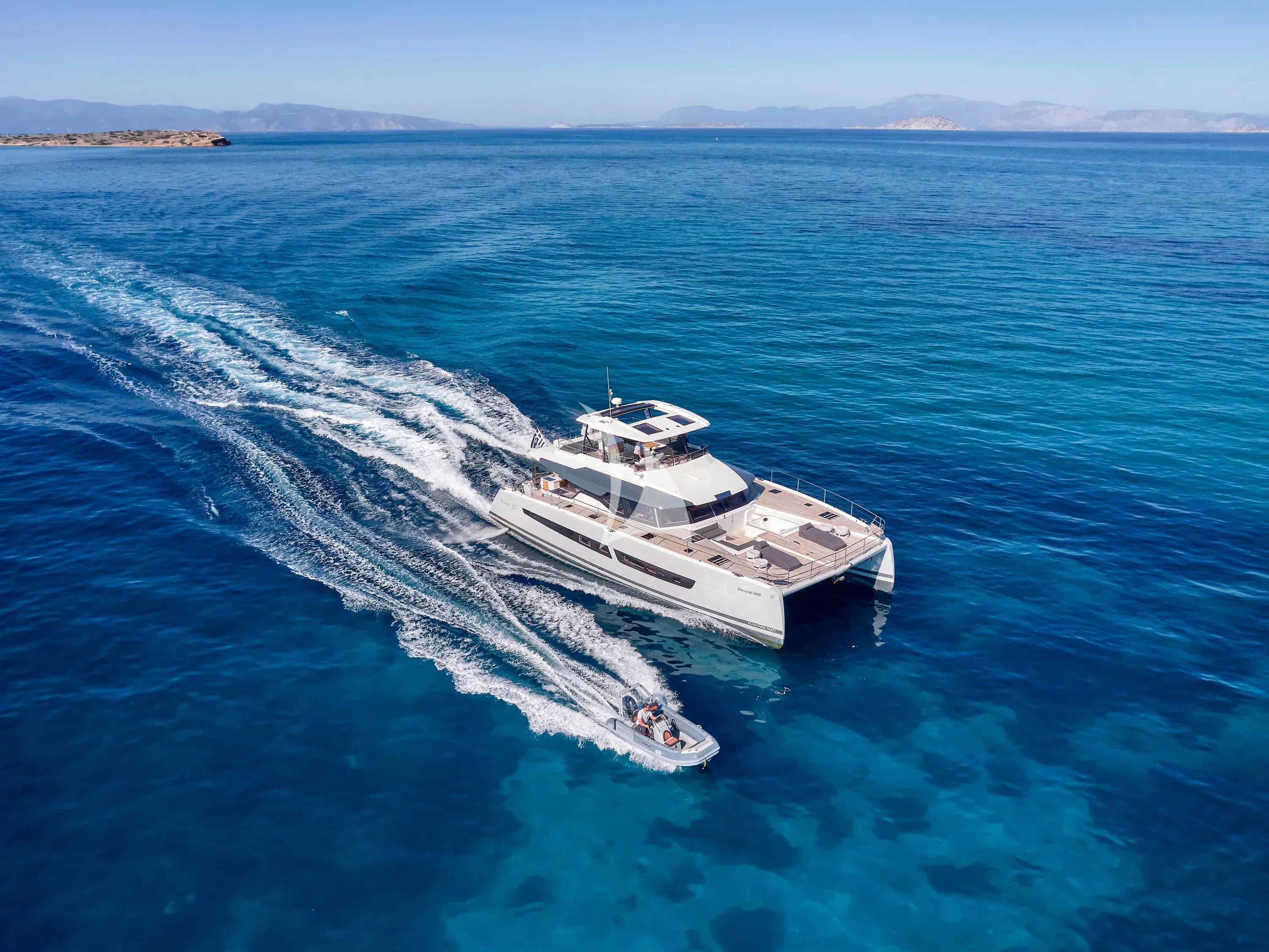 ChristAl MiO – Fountaine Pajot