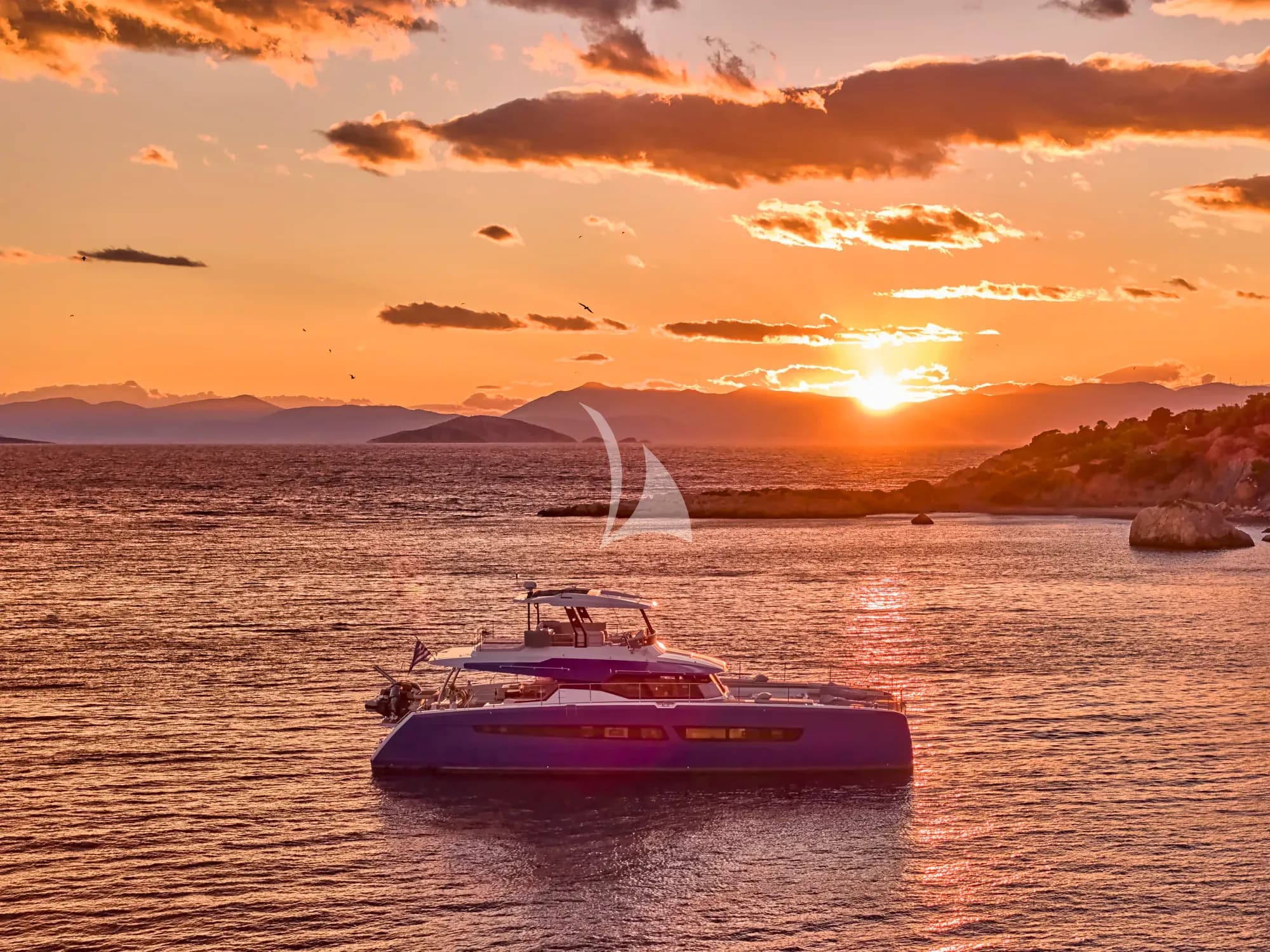 MAJESTY OF GREECE – Exterior