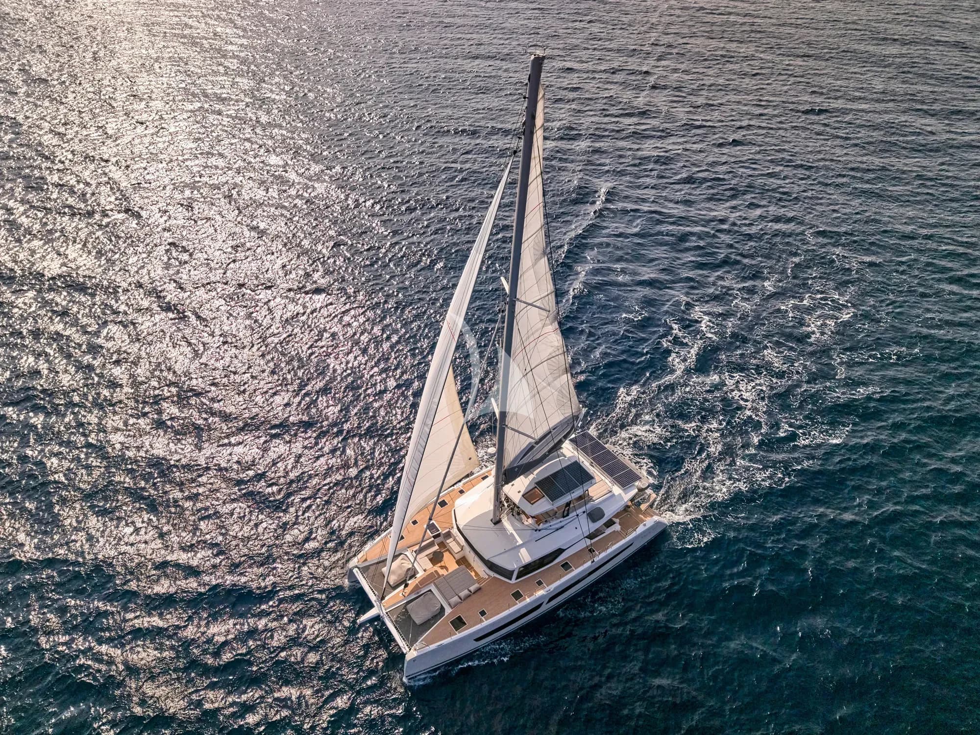 STEPHANIE – Exterior