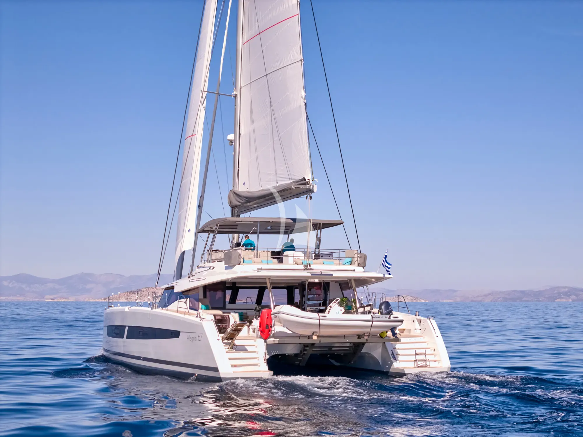 SUNMOON – Exterior
