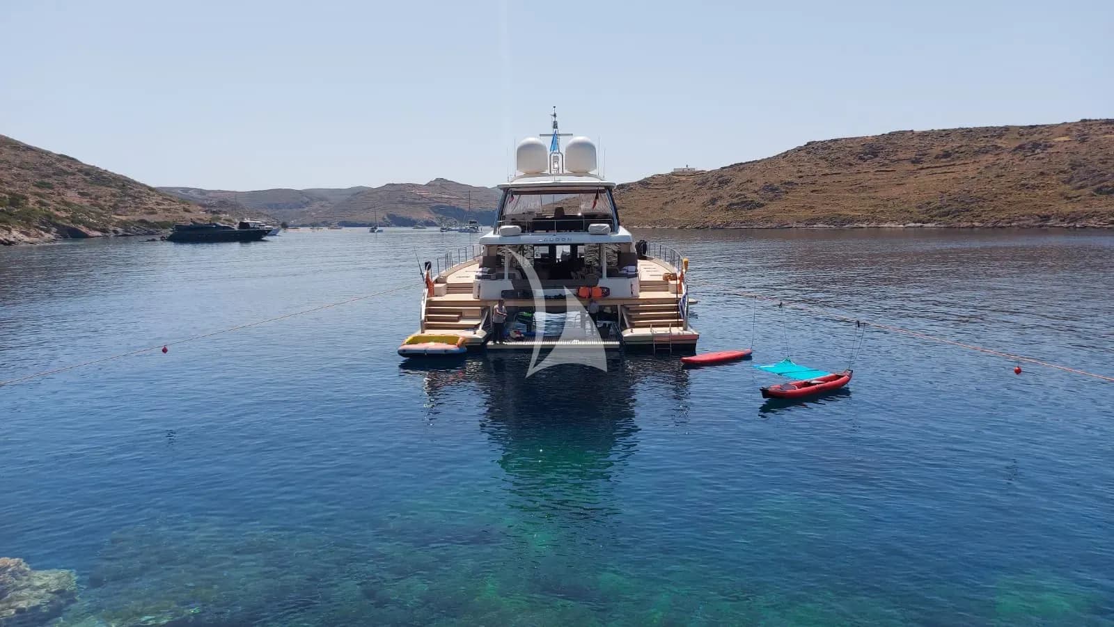 JUST MARIE 2 – Exterior