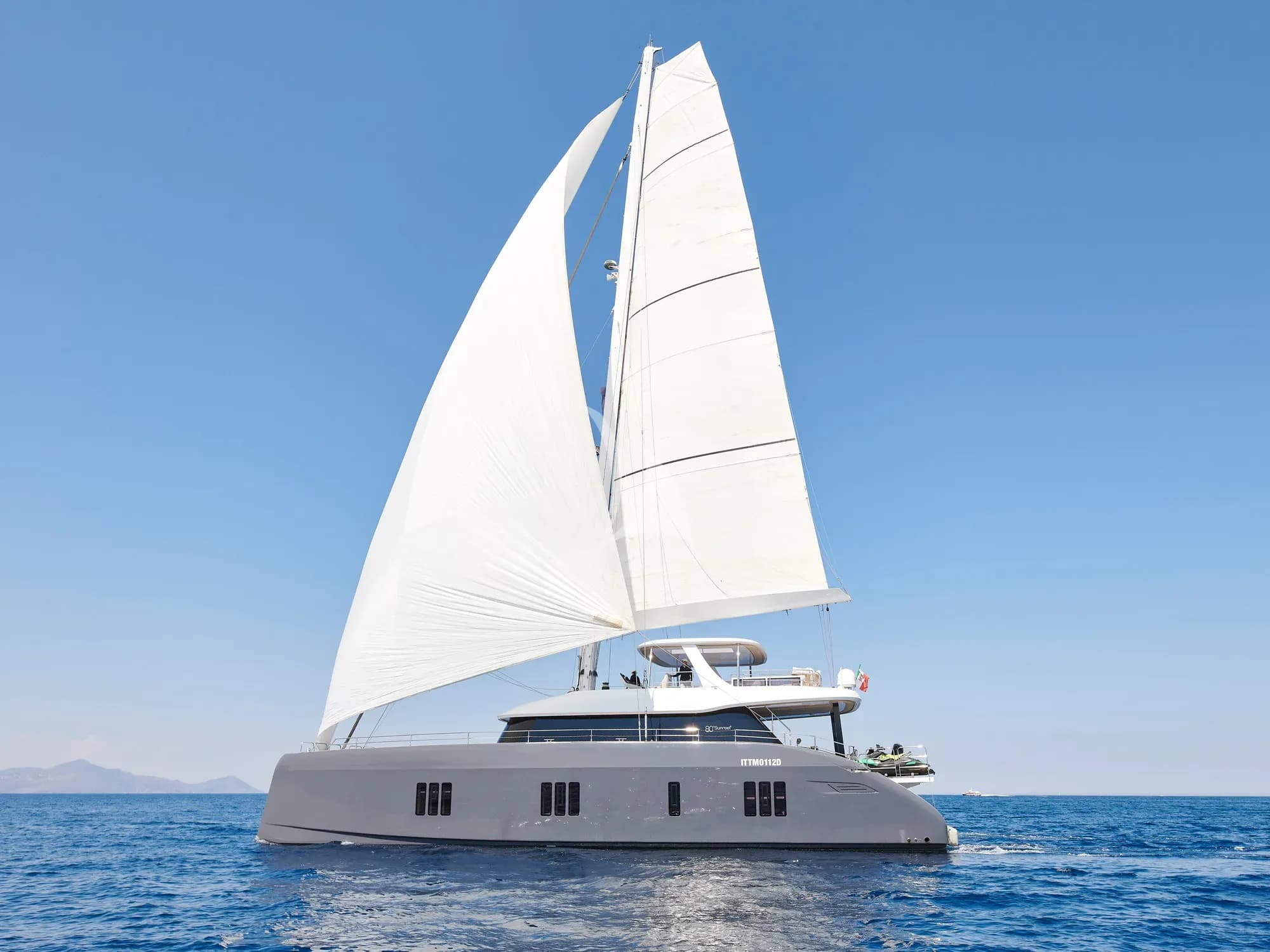 GENNY – Sunreef Yachts