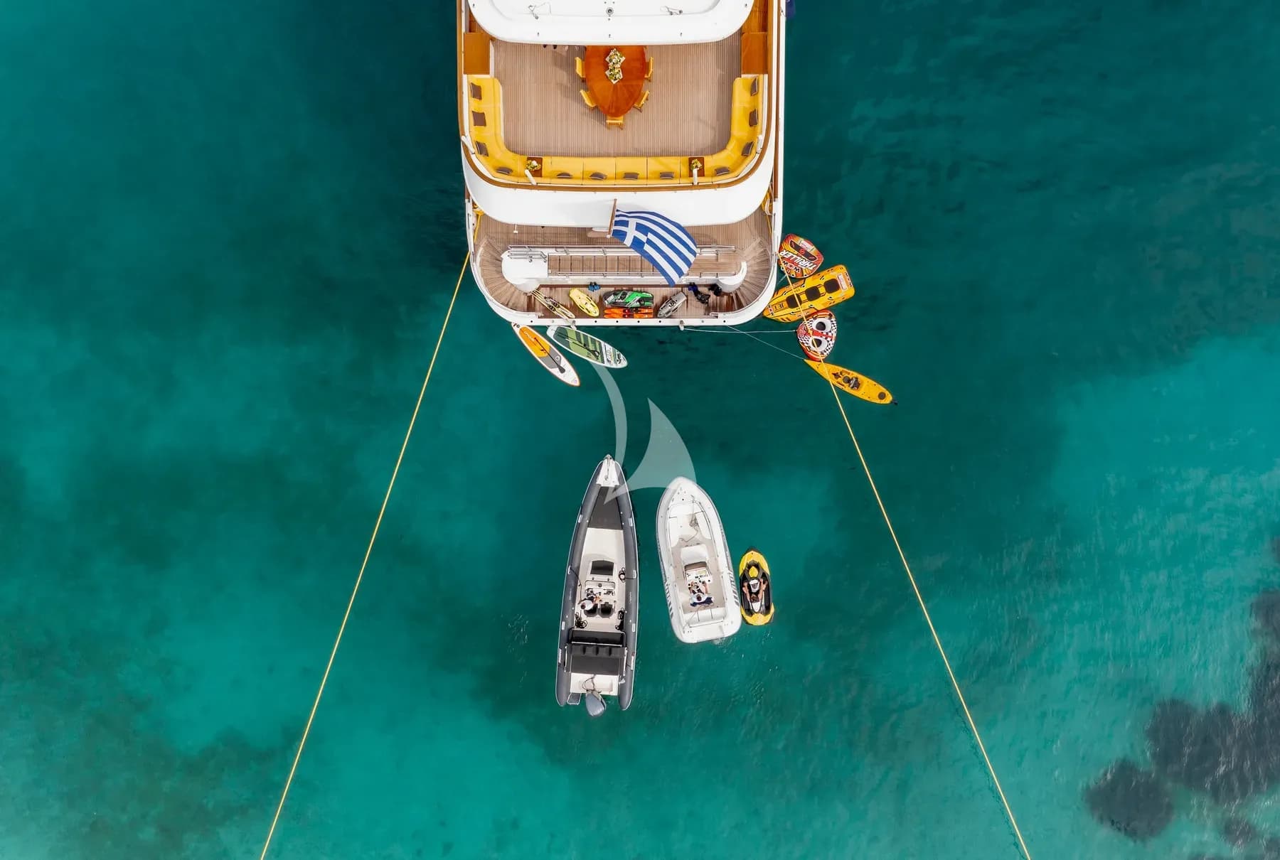 VERA – Exterior