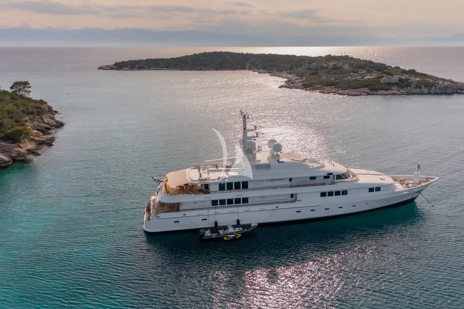VERA – Exterior