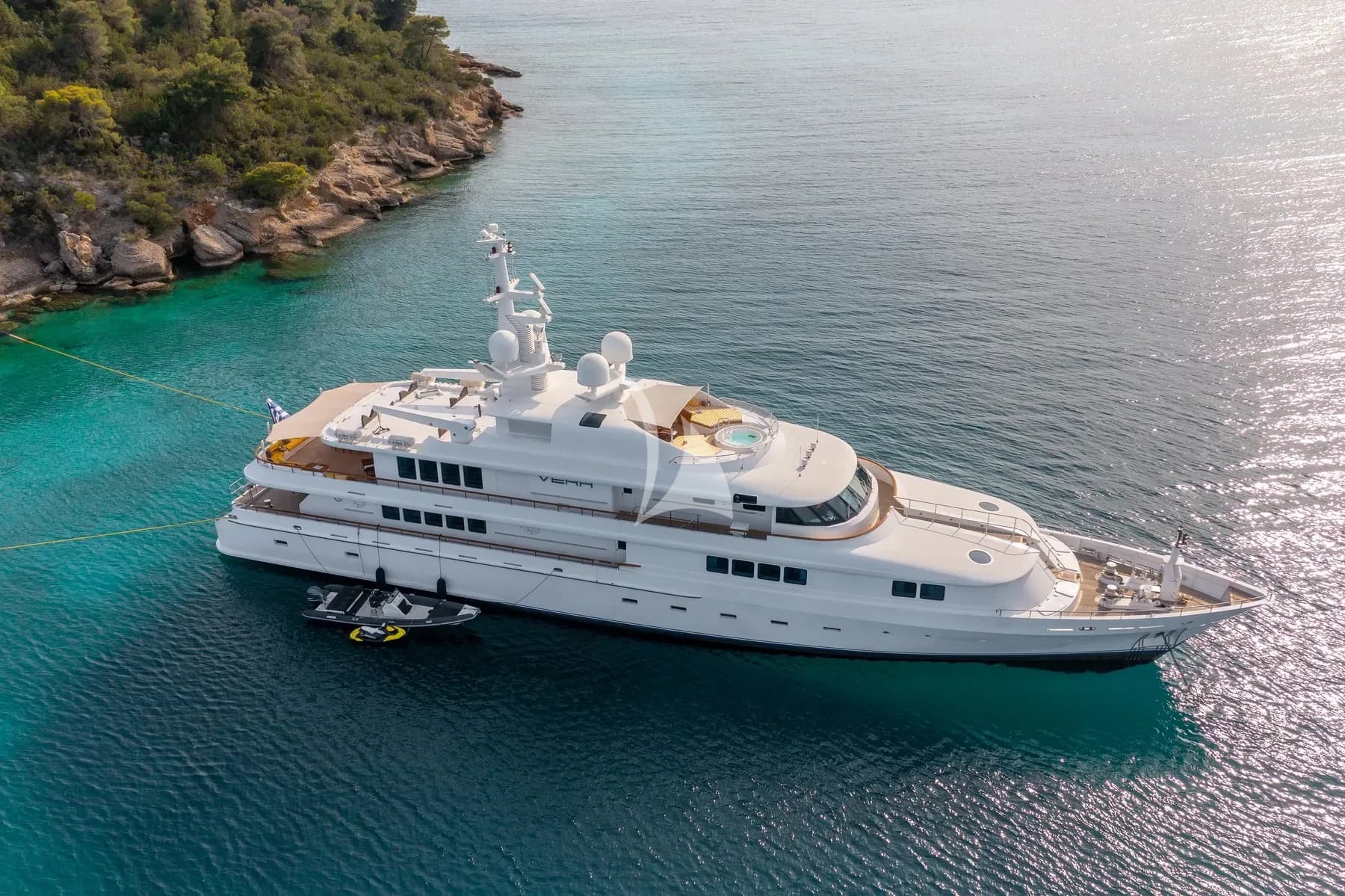 VERA – Exterior