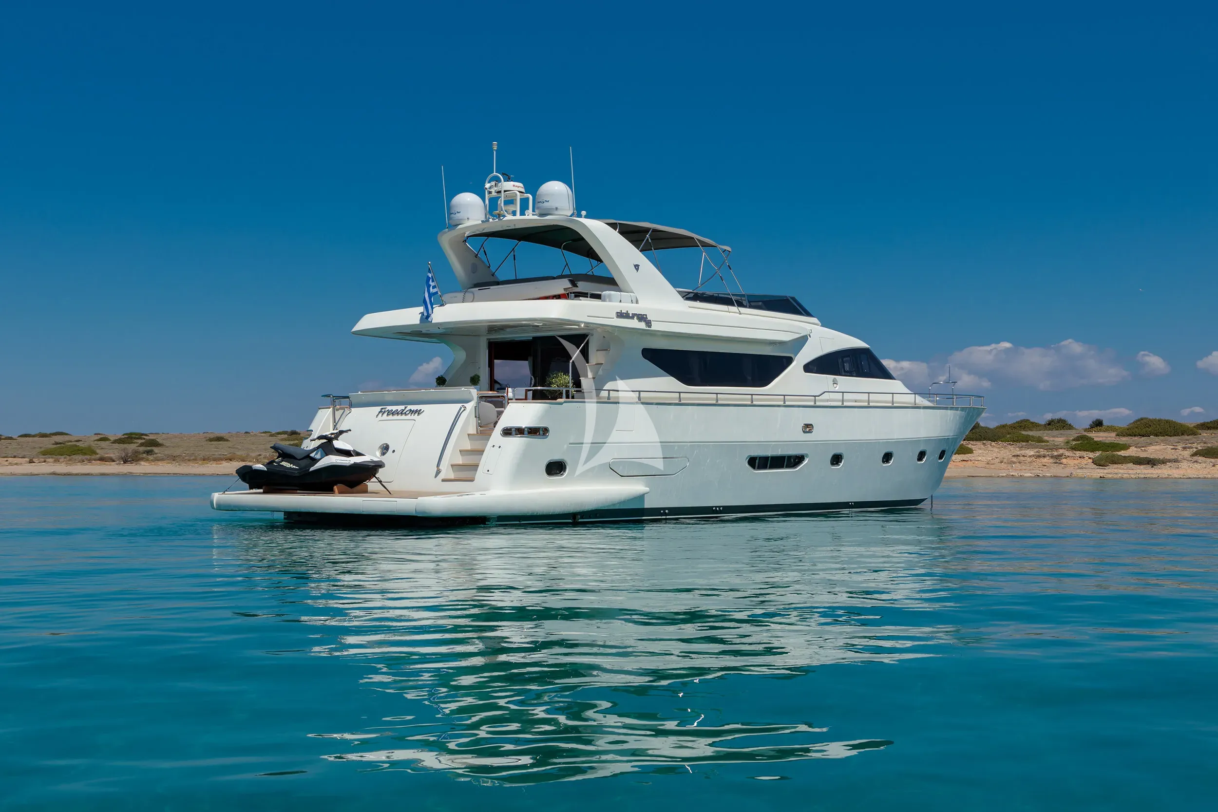 FREEDOM – Exterior