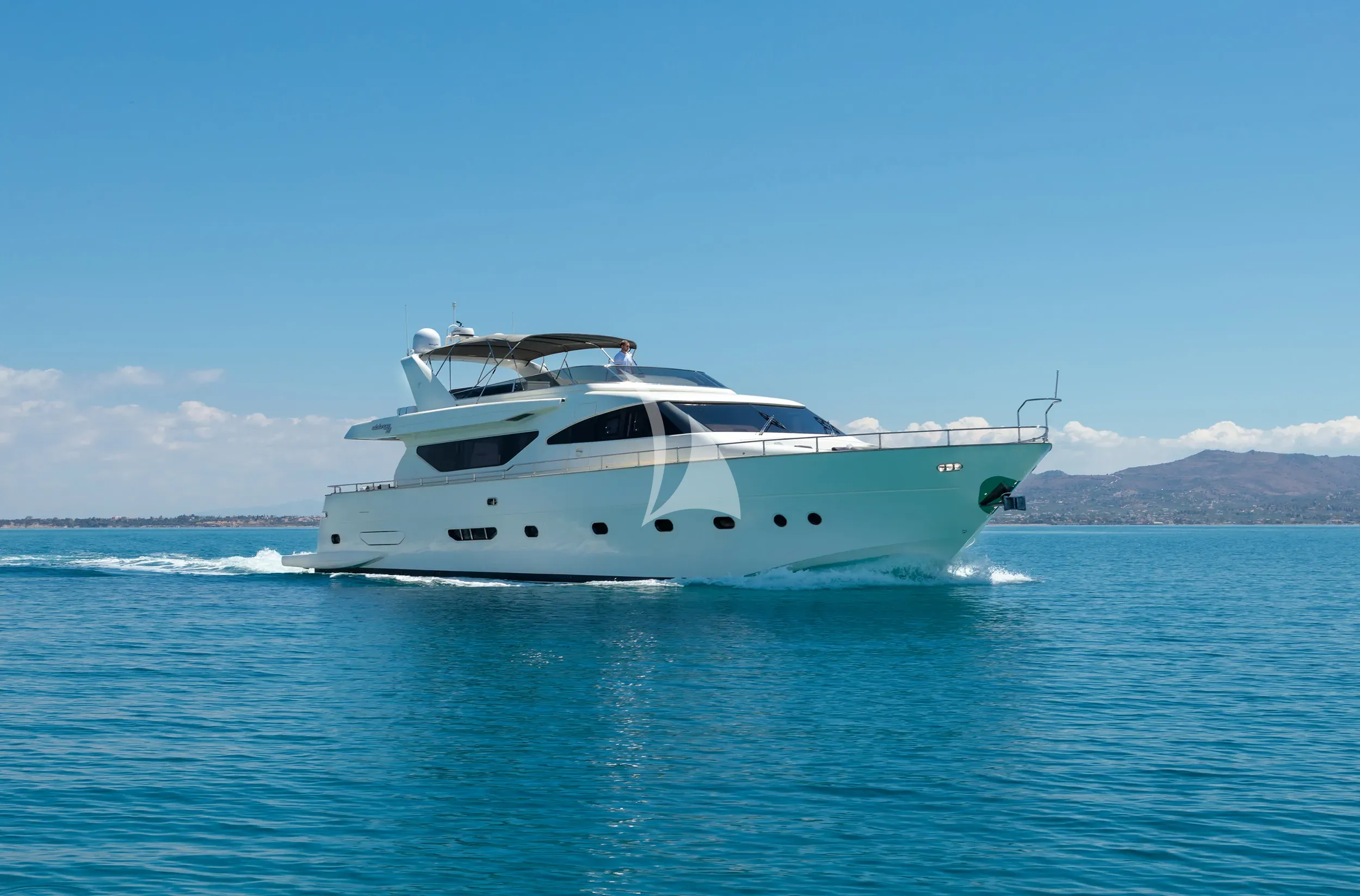 FREEDOM – Exterior