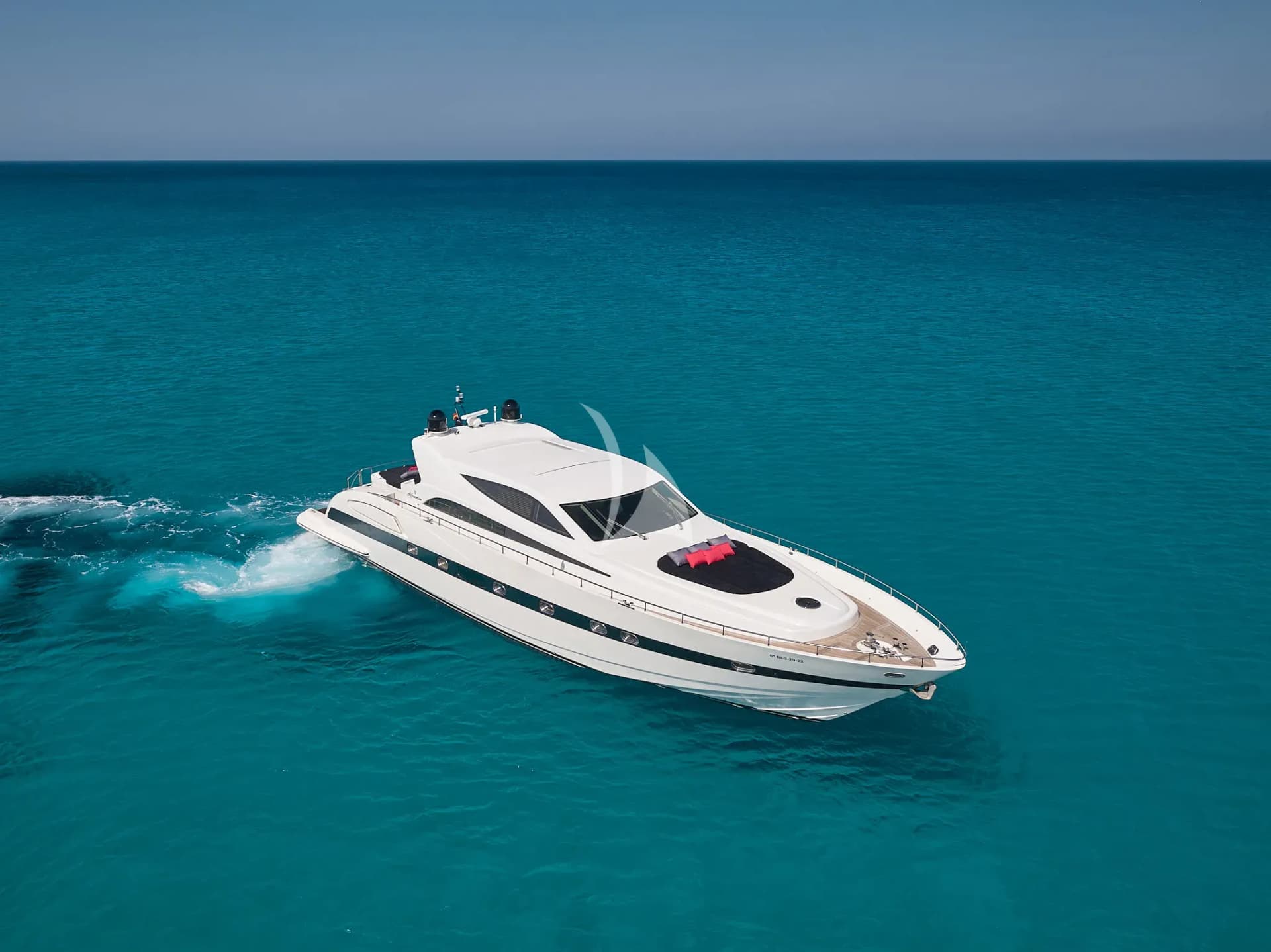 NINA – Exterior
