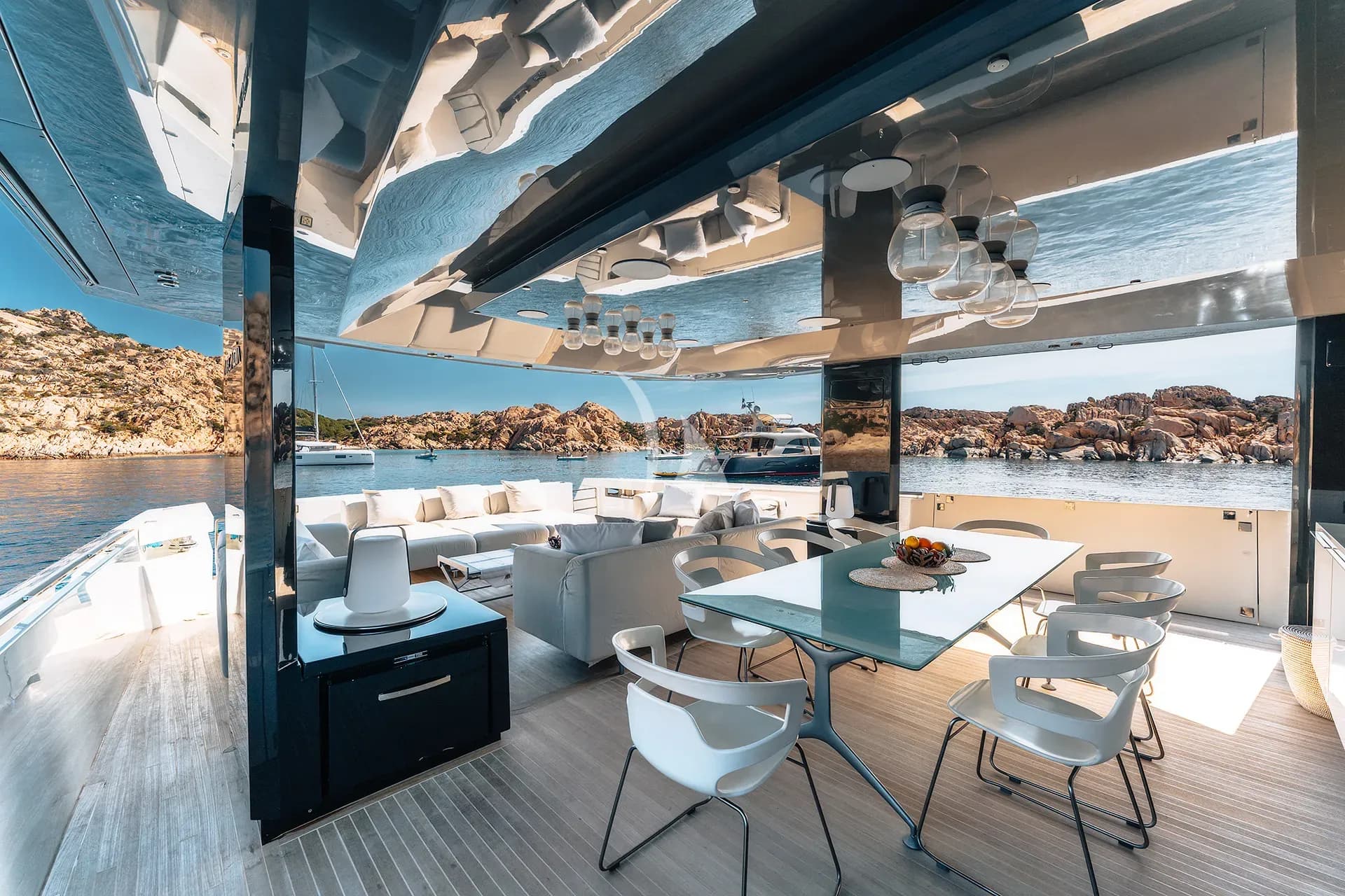 PANGEA – Exterior