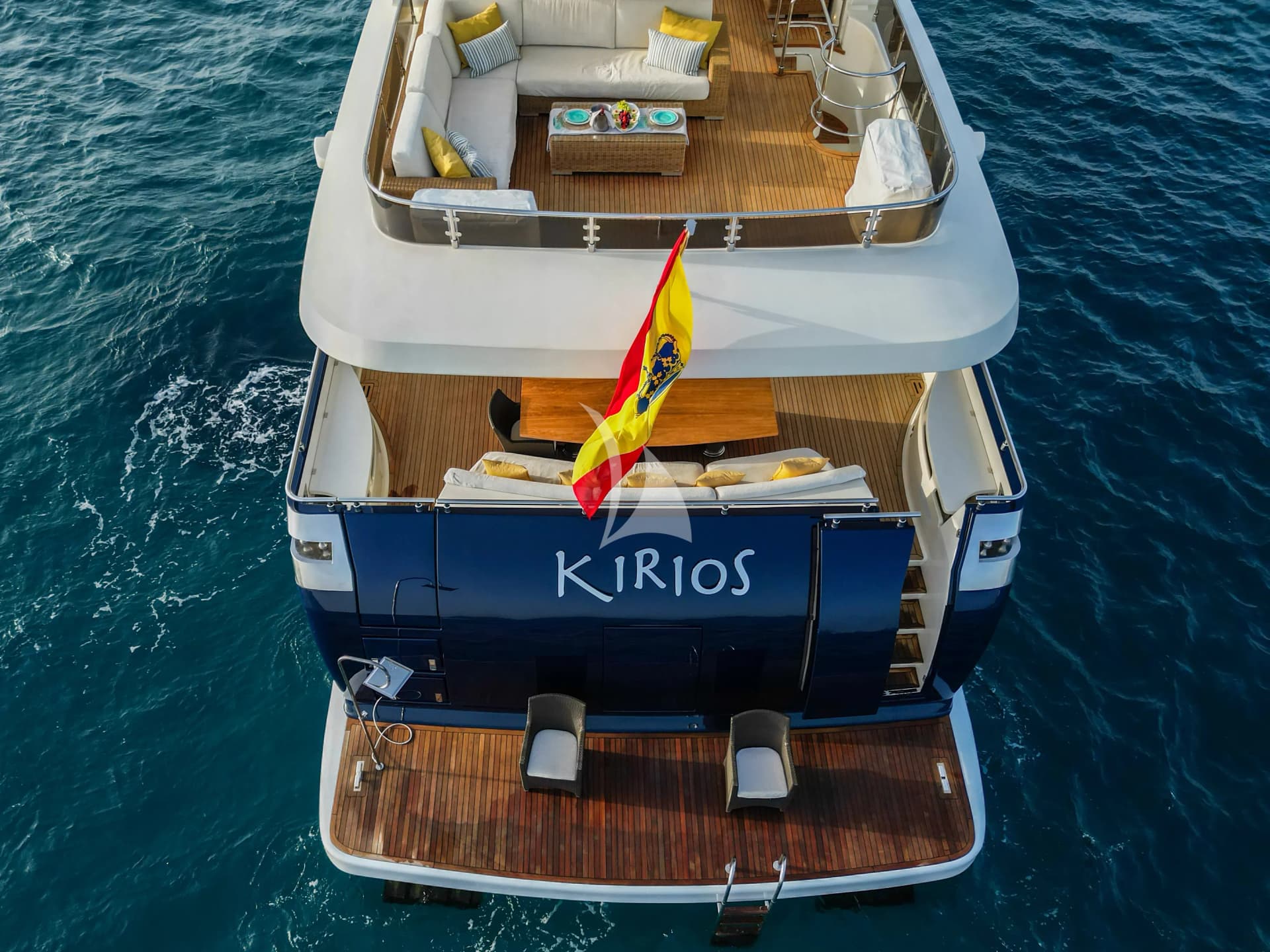 KIRIOS – Exterior