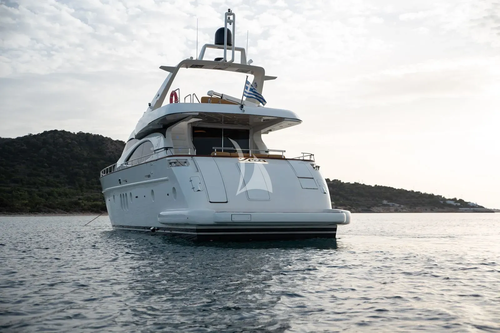 ESTIA ZEUS – Exterior