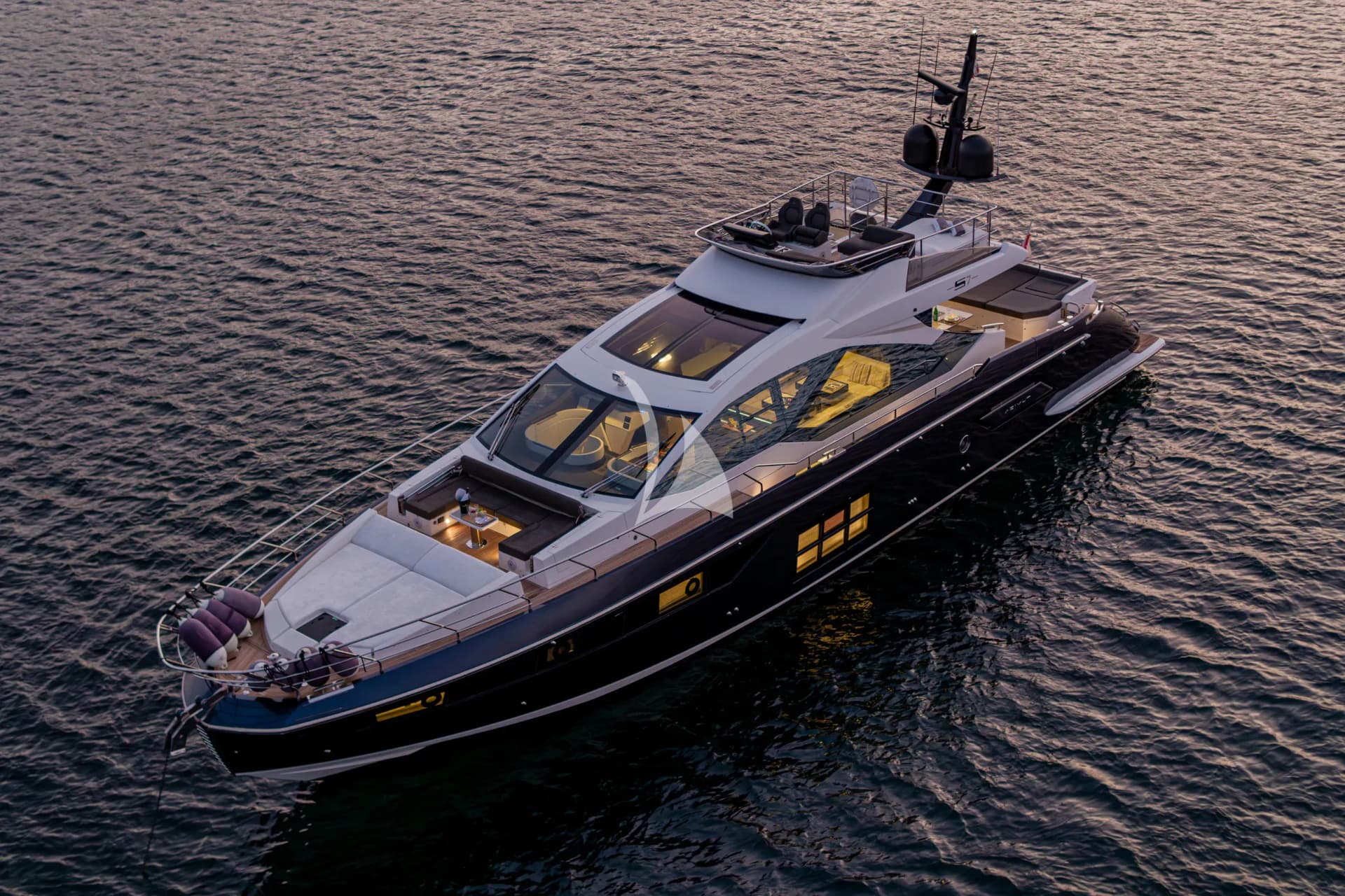 MANARA PRIMA – Exterior