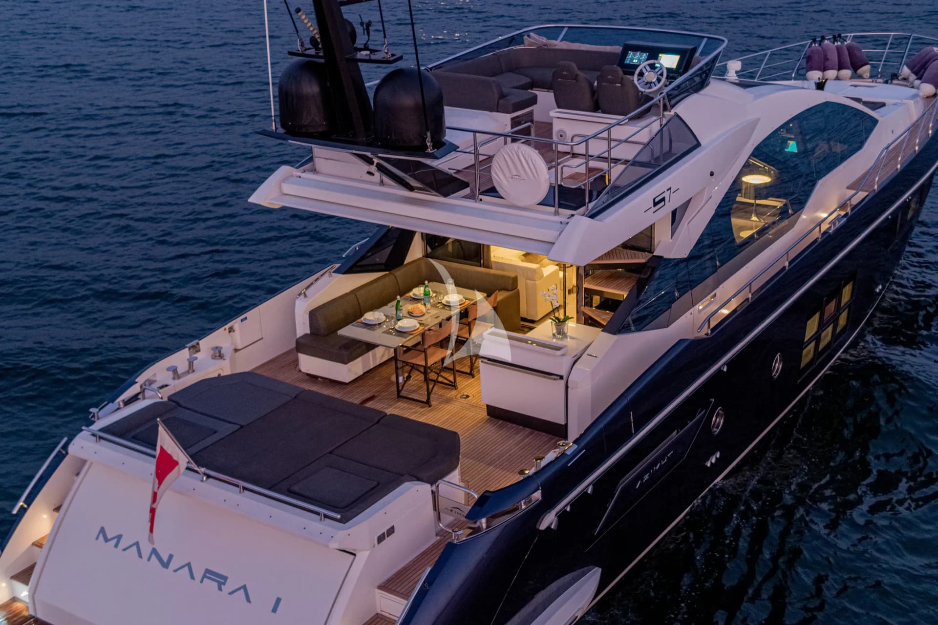 MANARA PRIMA – Exterior