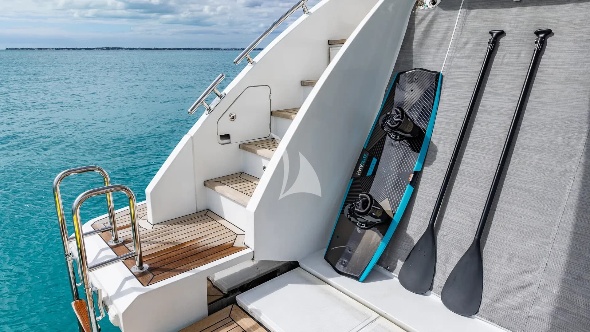 PIER PRESSURE – Exterior