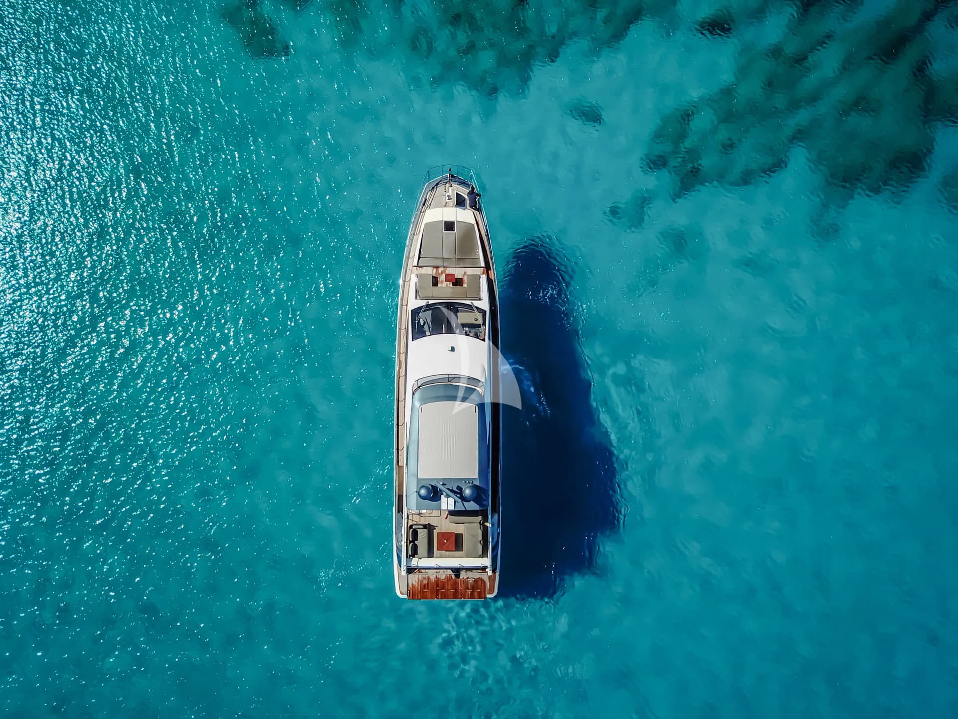 SEA YA – Exterior