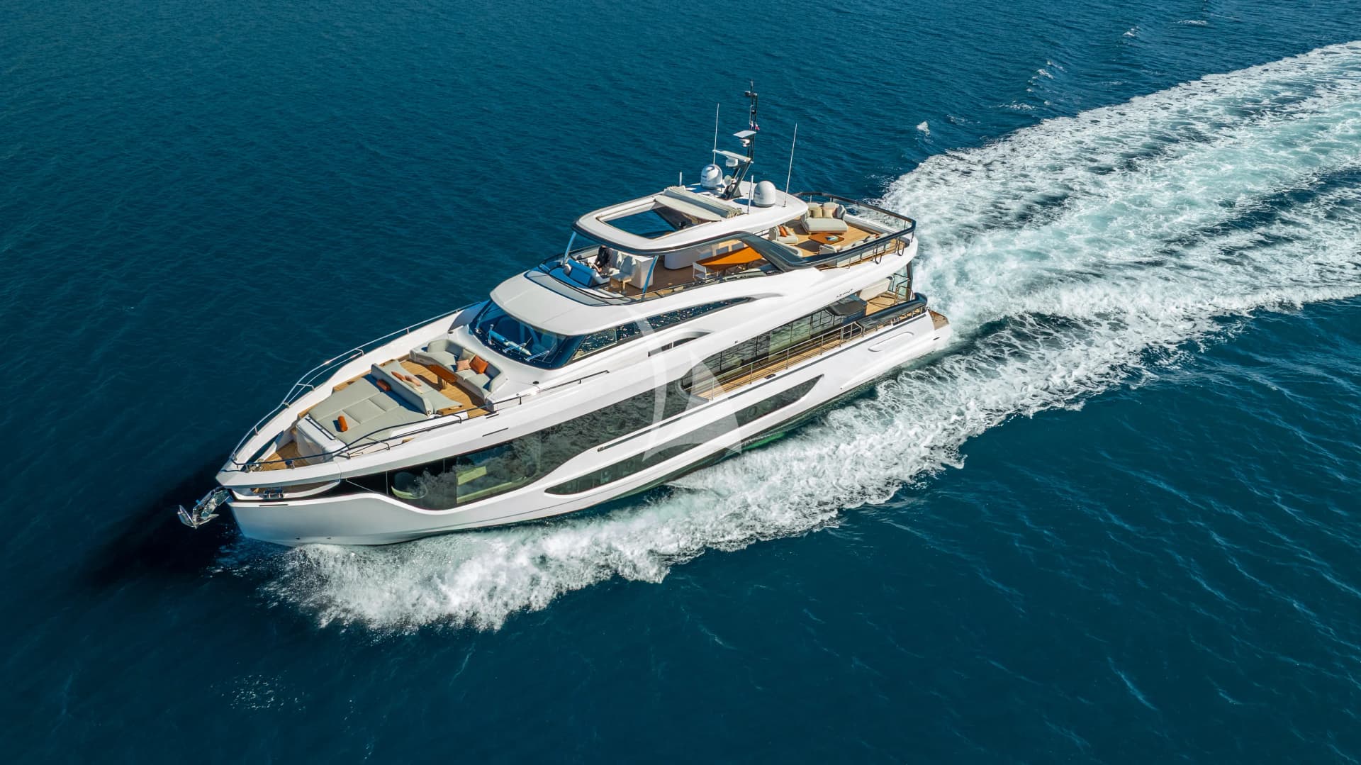 VIVA II – Exterior