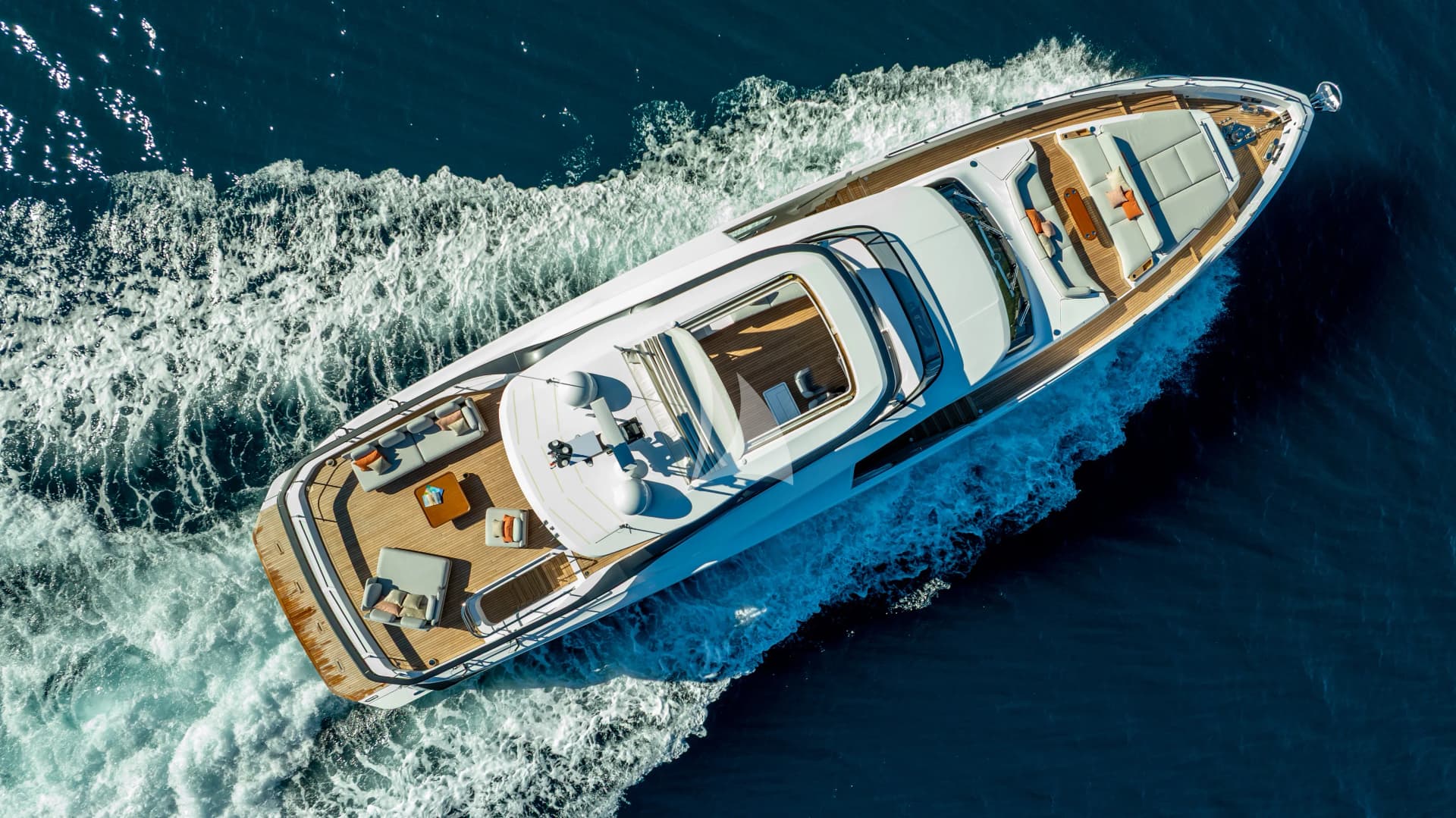 VIVA II – Exterior