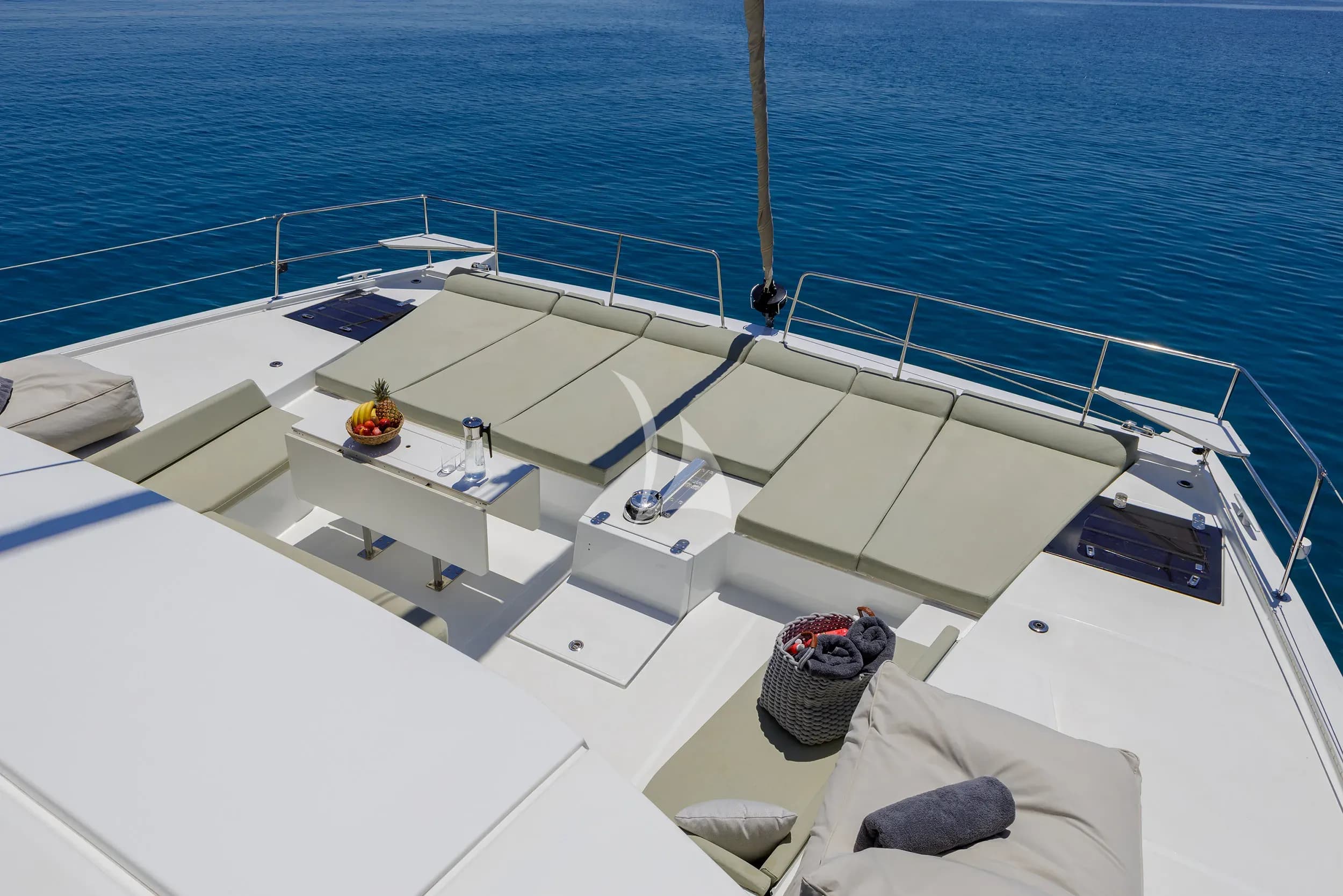 LIBRA – Exterior