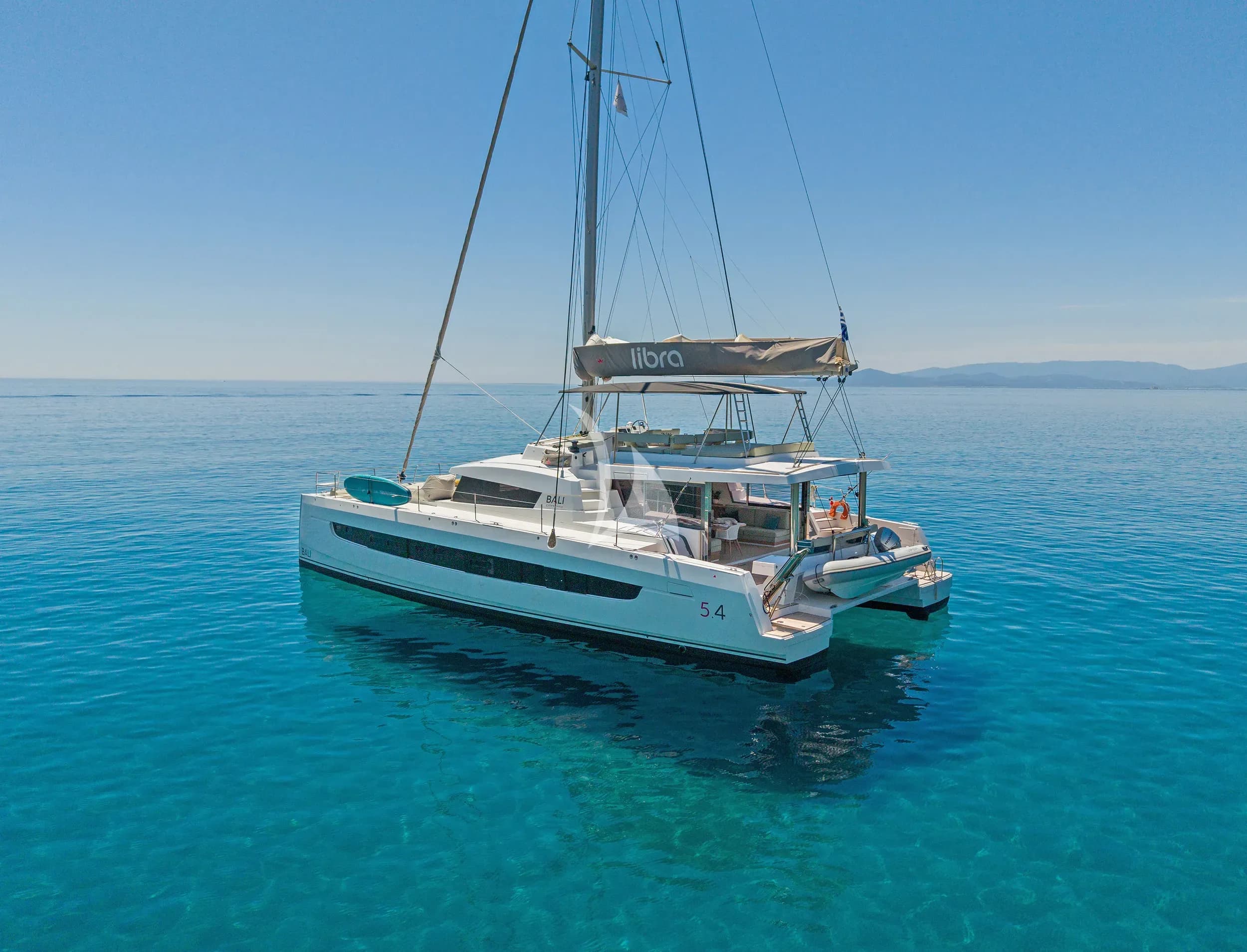 LIBRA – Exterior
