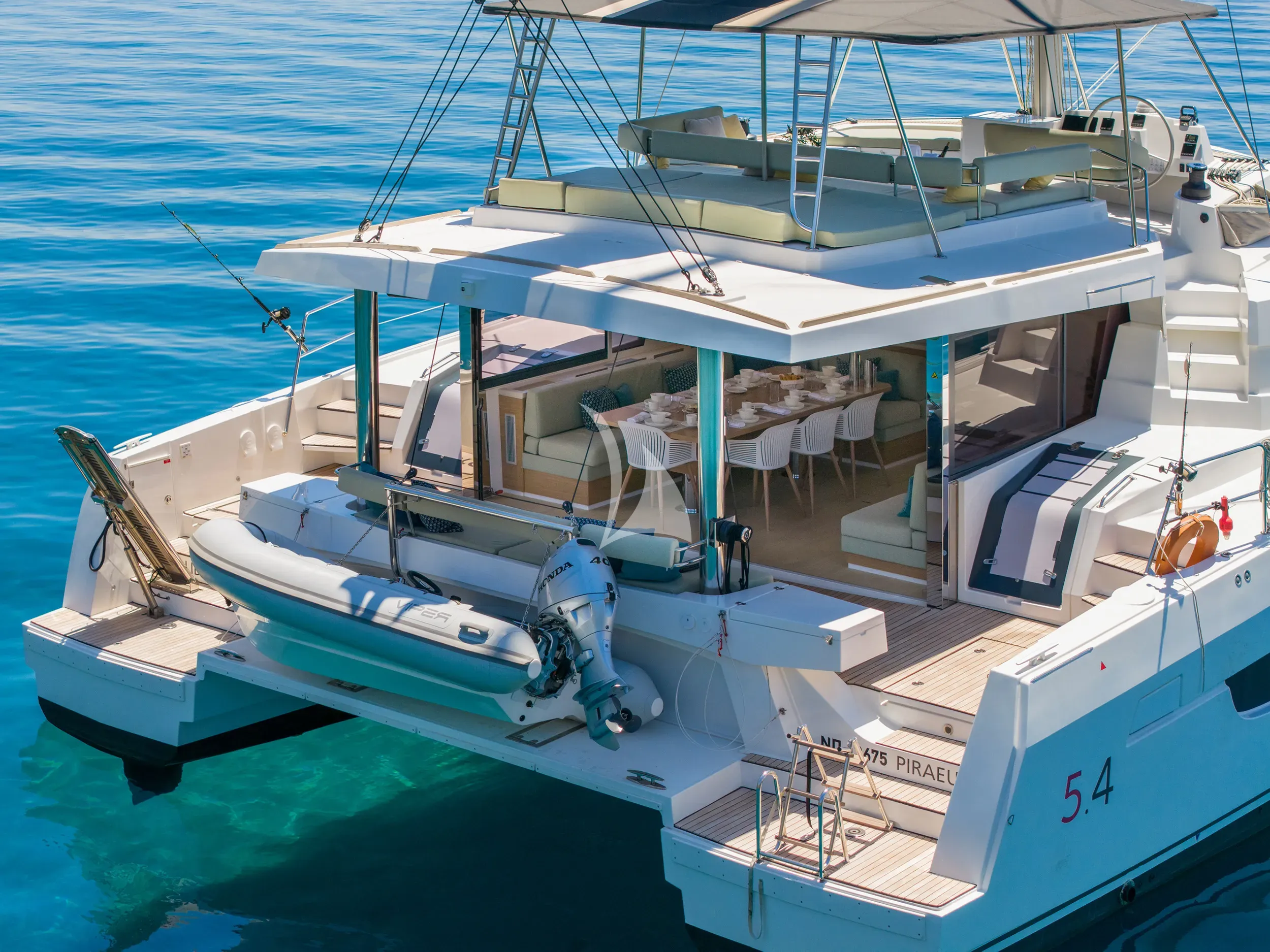 LIBRA – Exterior