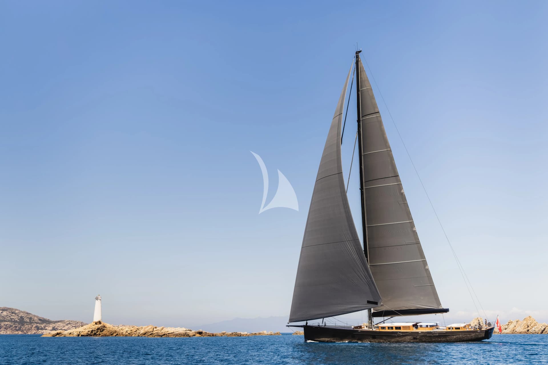 PERSEVERANCE 1 – Exterior