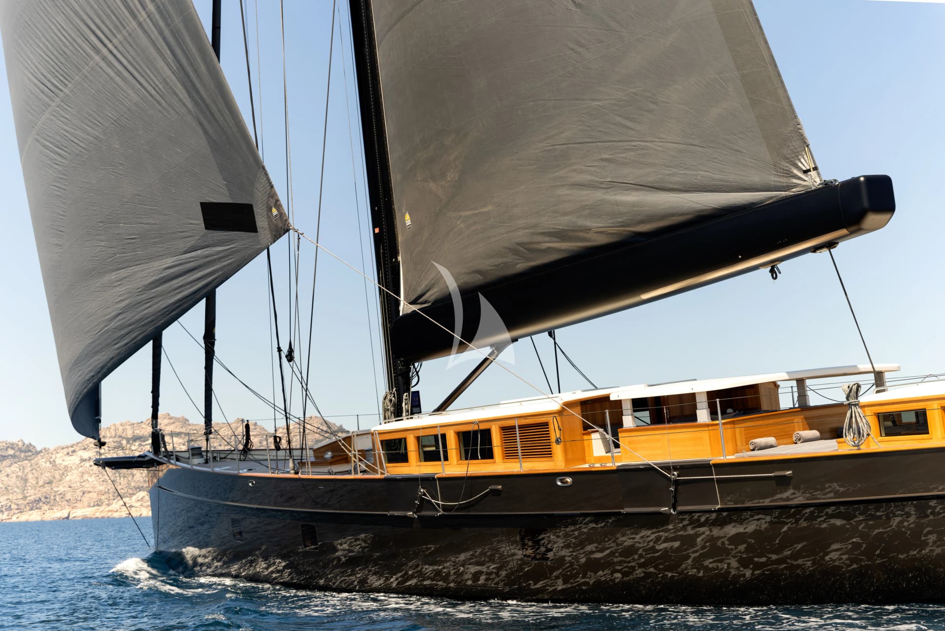 PERSEVERANCE 1 – Exterior
