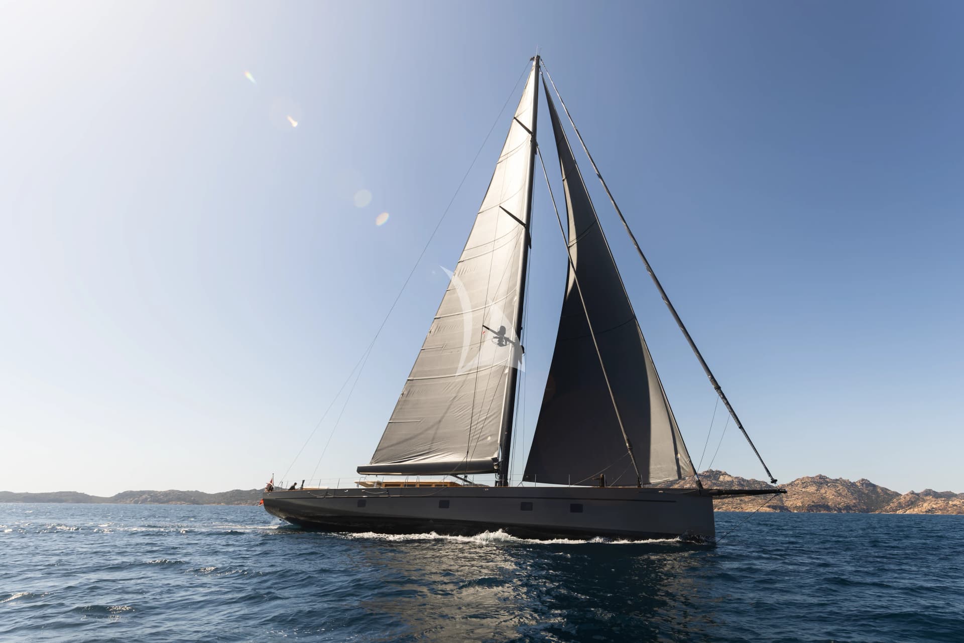PERSEVERANCE 1 – Exterior