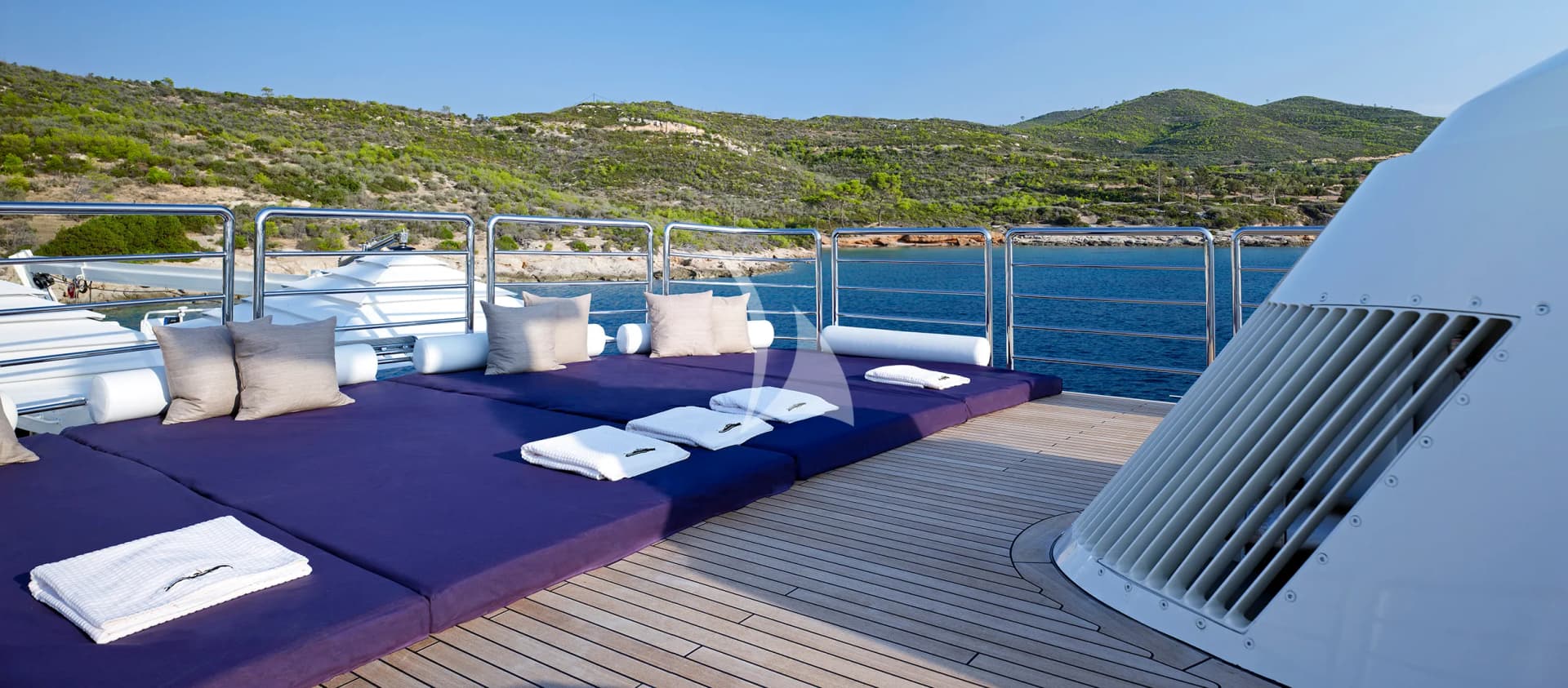 NORTHWIND II – Exterior