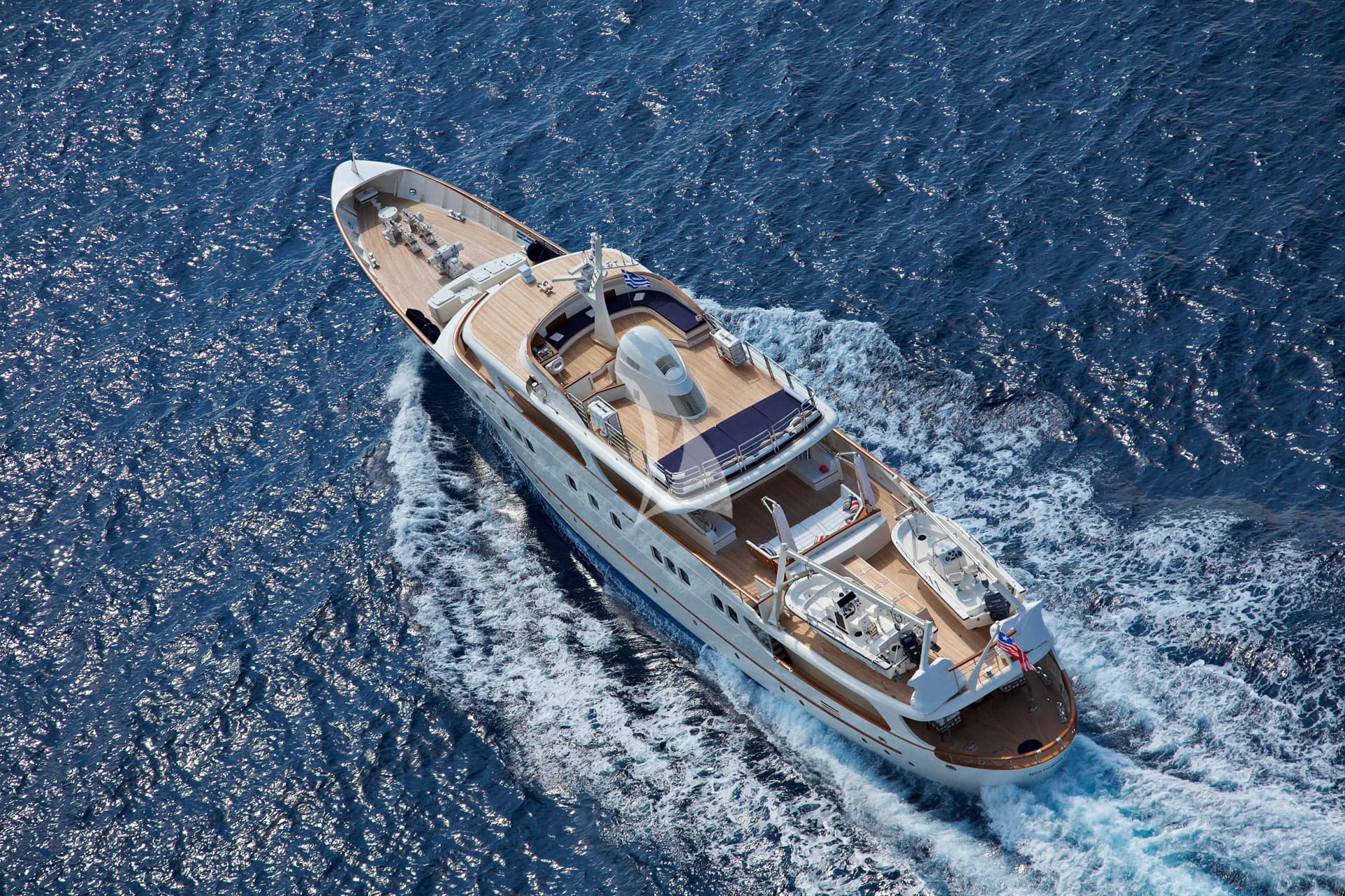 NORTHWIND II – Exterior