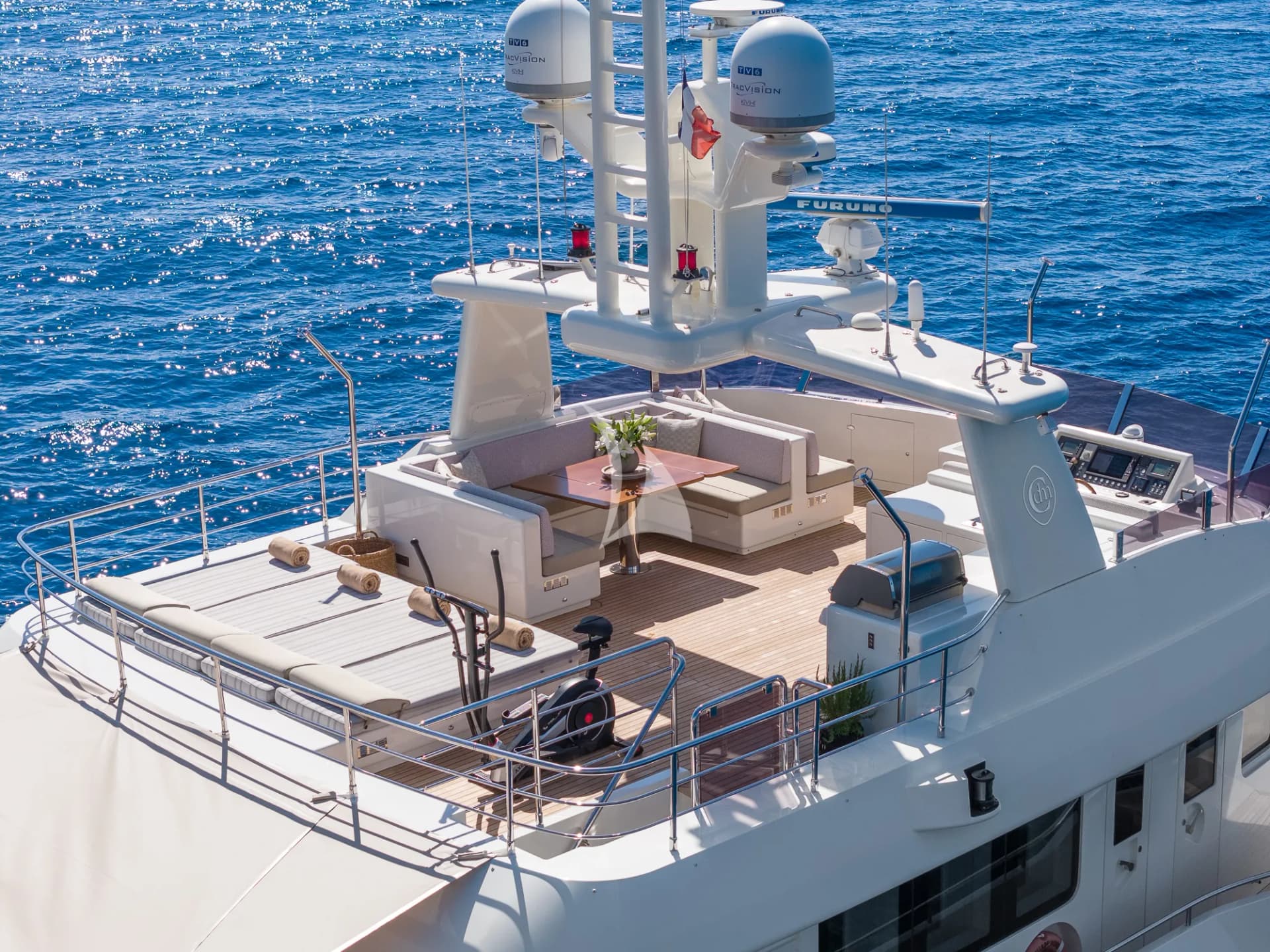 STELLA DEL NORD – Exterior