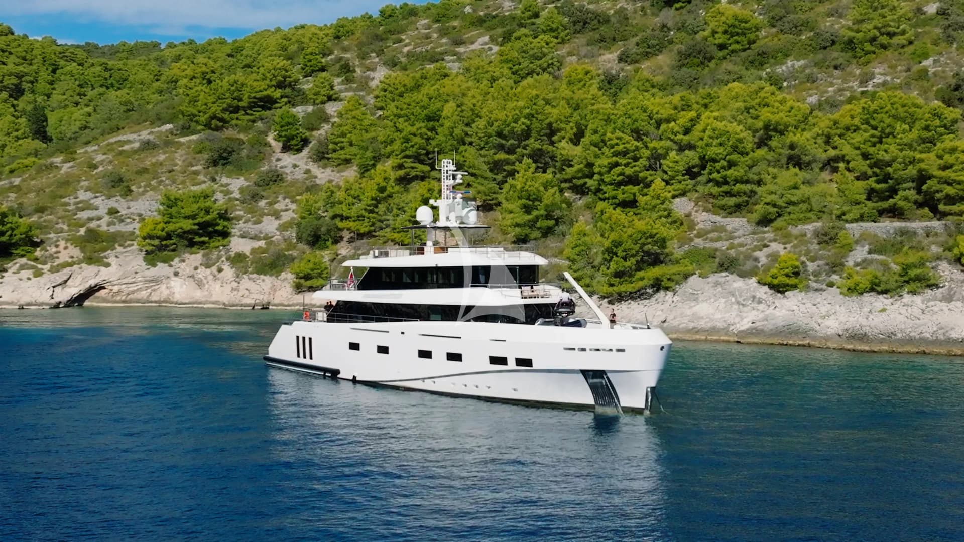 Renata – Exterior