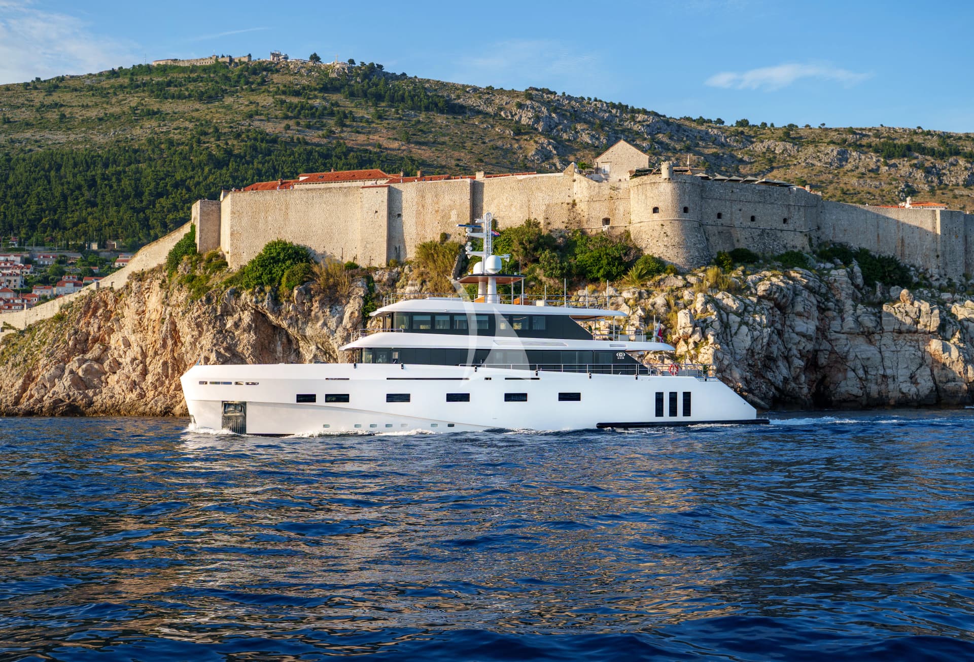 Renata – Exterior
