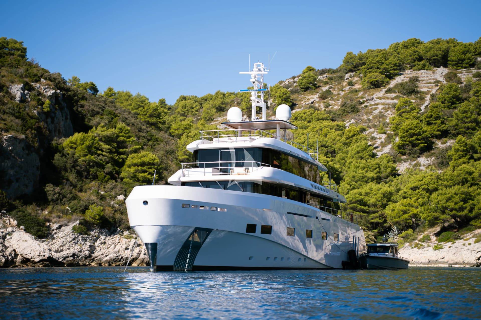 Renata – Exterior
